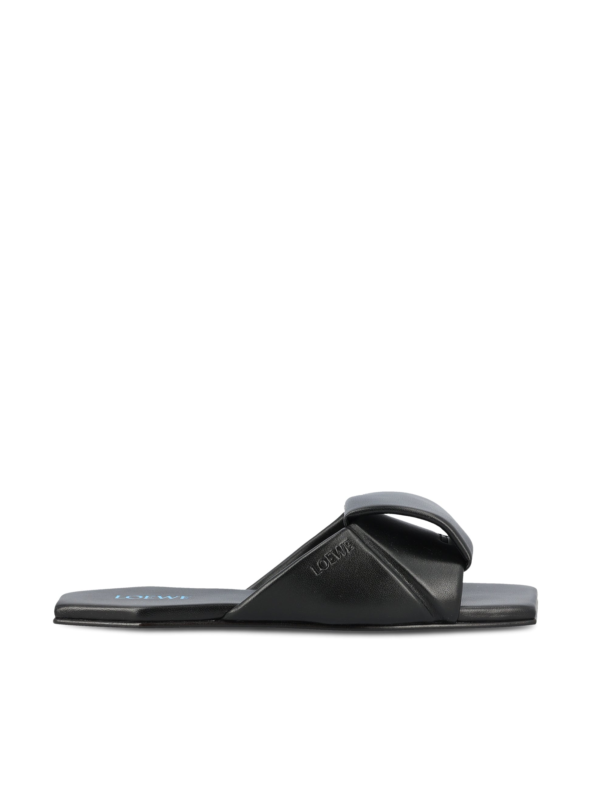 Ciabatte realizzate in pelle. L815465XBD 1100 LOEWE 