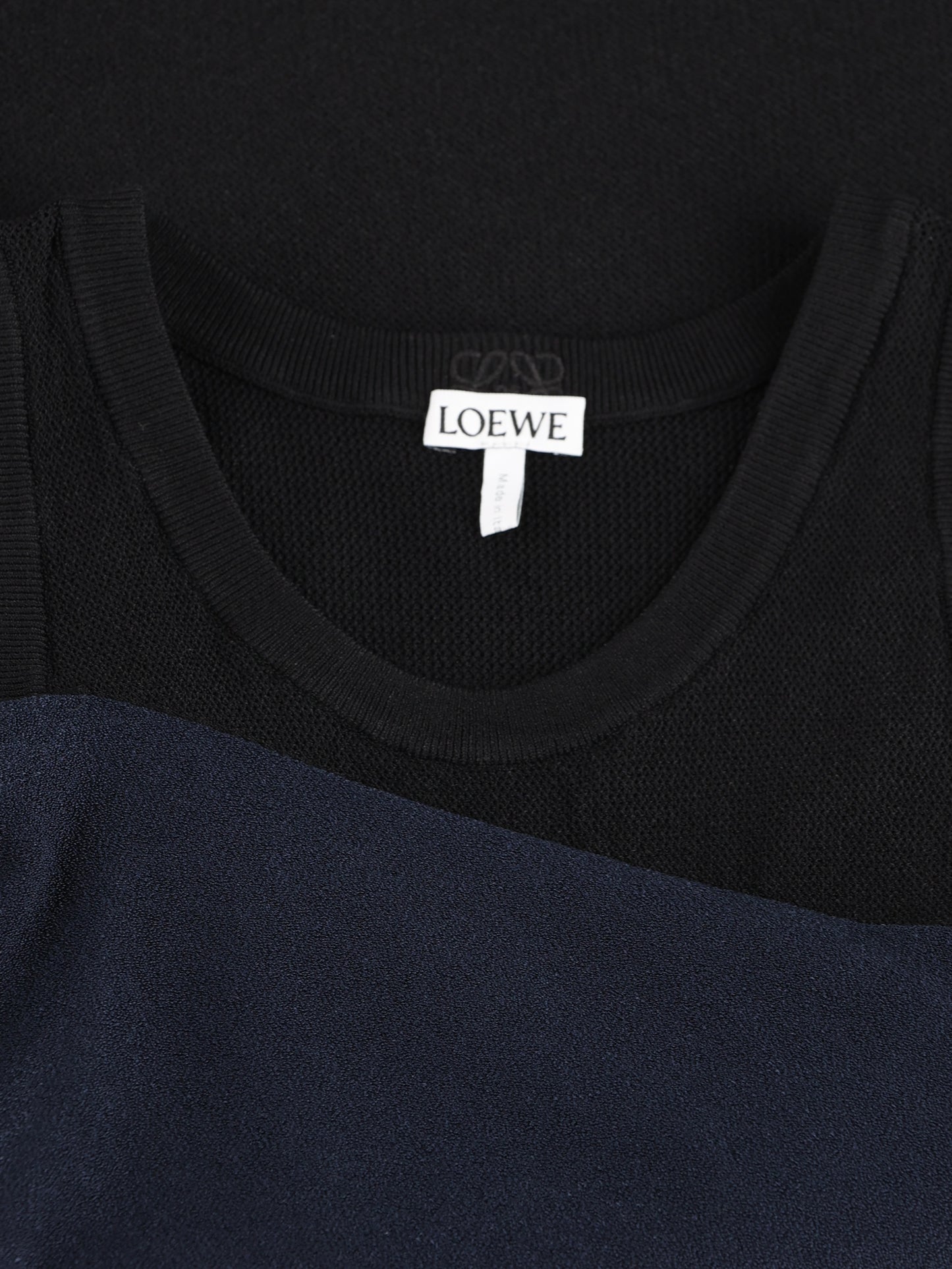 Top in leggero misto viscosa a coste. S359Y55K75 5938 LOEWE 