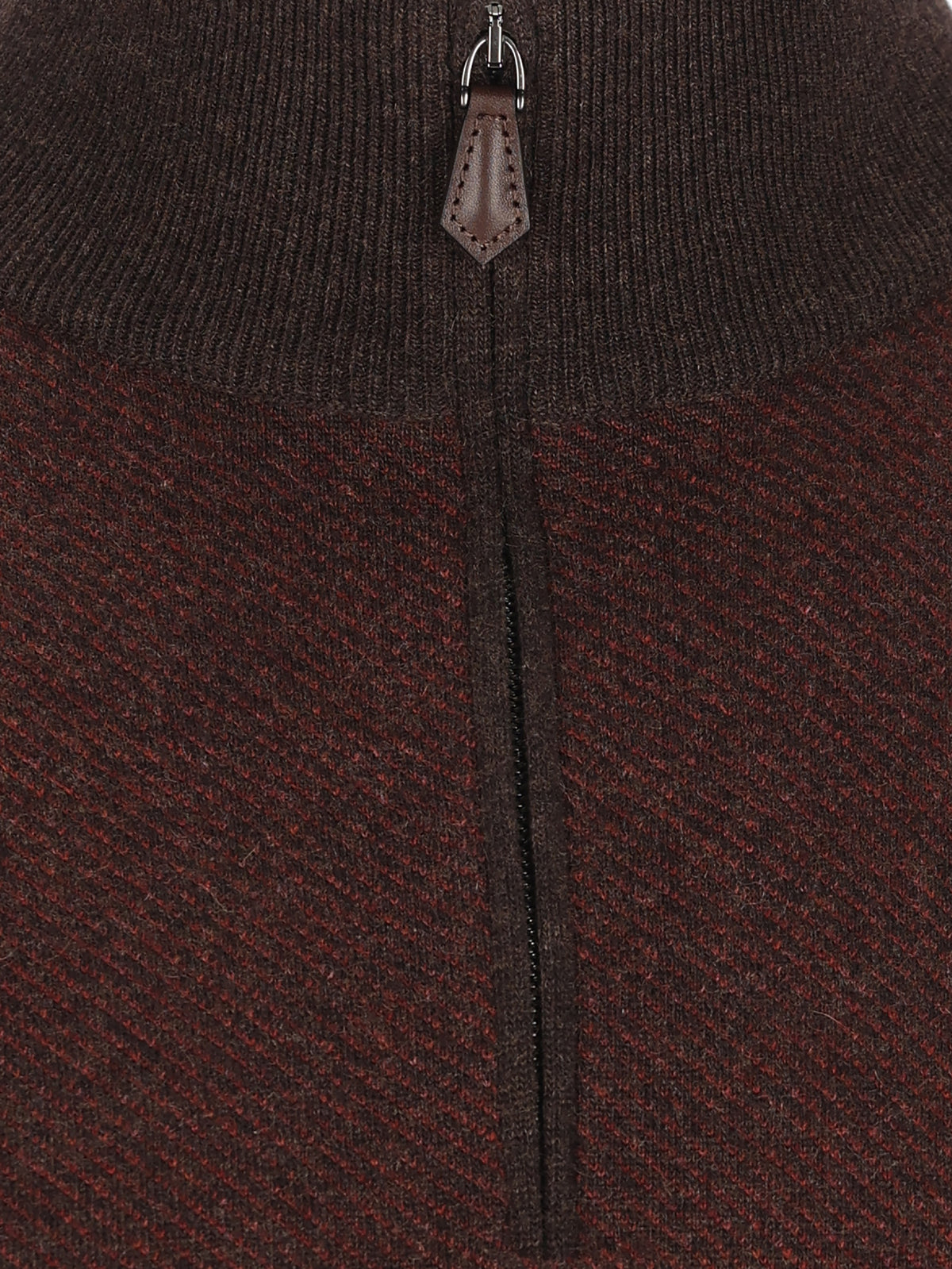 Pullover realizzato in cashmere. FAP5949 J2HQ LORO PIANA 