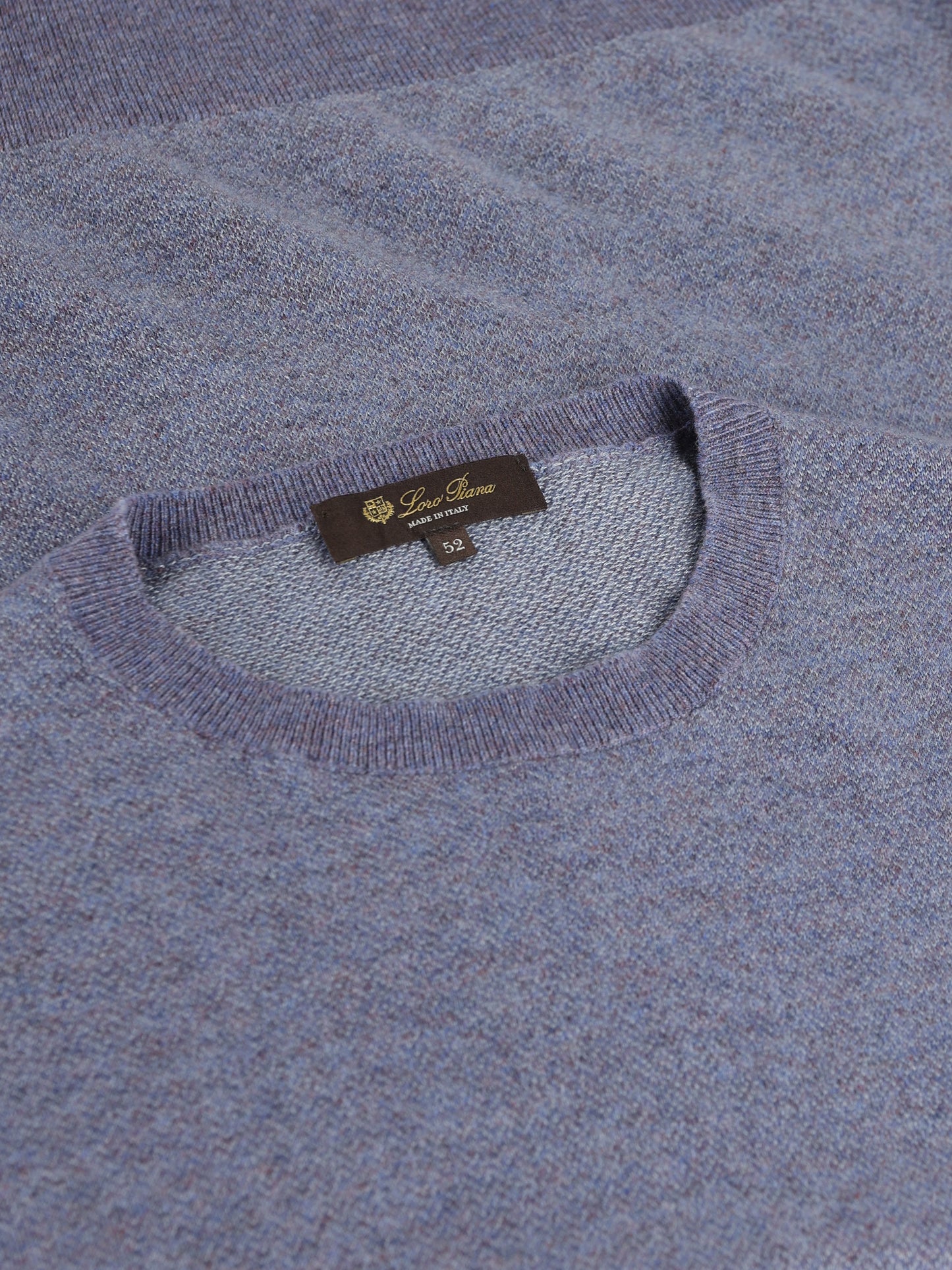 Maglia realizzata in cashmere e seta. FRM1386 B6L5 LORO PIANA 
