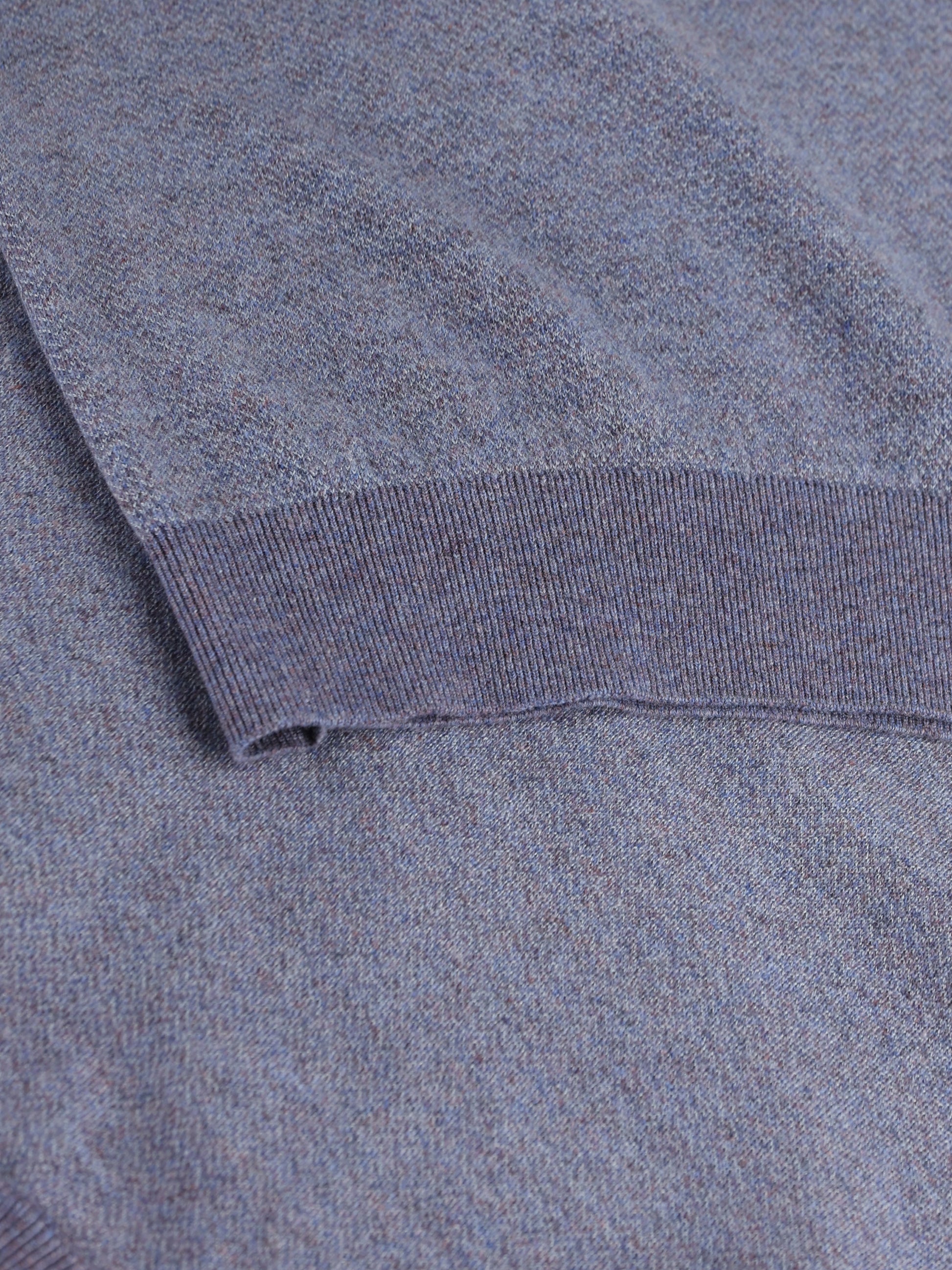 Maglia realizzata in cashmere e seta. FRM1386 B6L5 LORO PIANA 
