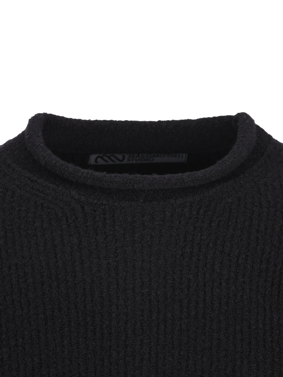 Maglia realizzata in lana e poliammide. 21MMKN005A 110784A999 MASSIMO OSTI STUDIO 