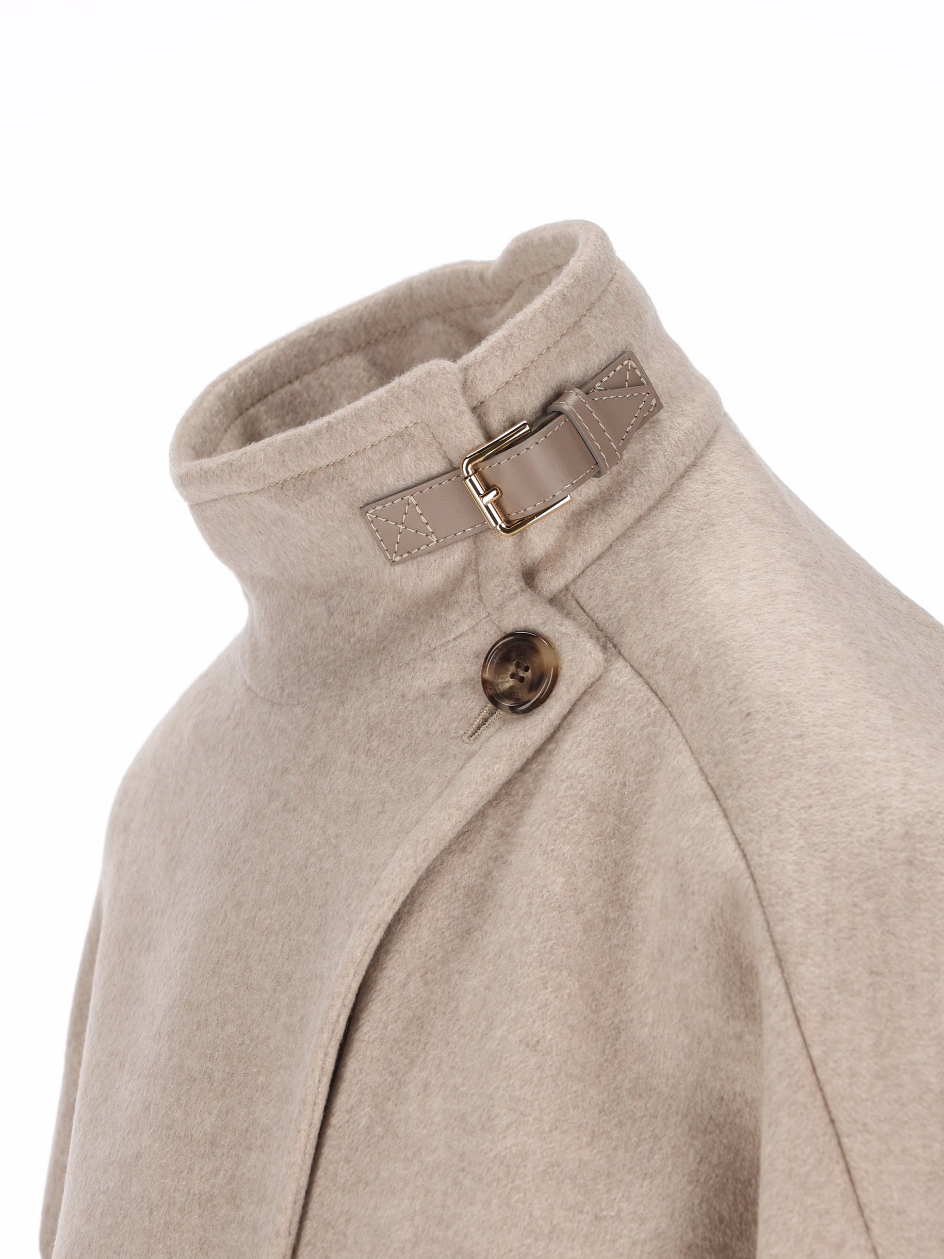Cappa realizzata in cashmere. 2624736101600 030 MAX MARA 