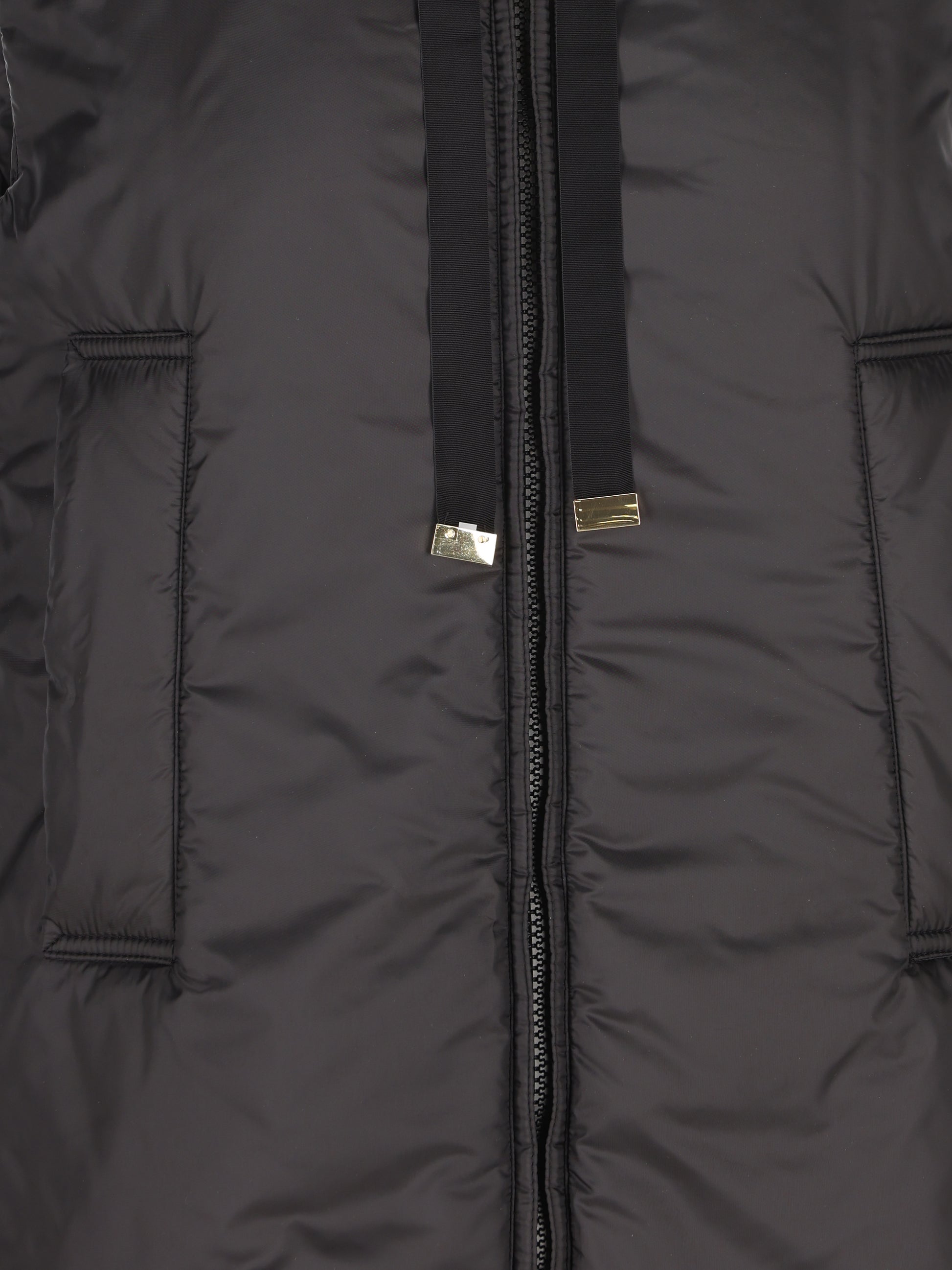Gilet realizzato in tela antigoccia. 2629296014600 009 MAX MARA - THE CUBE 