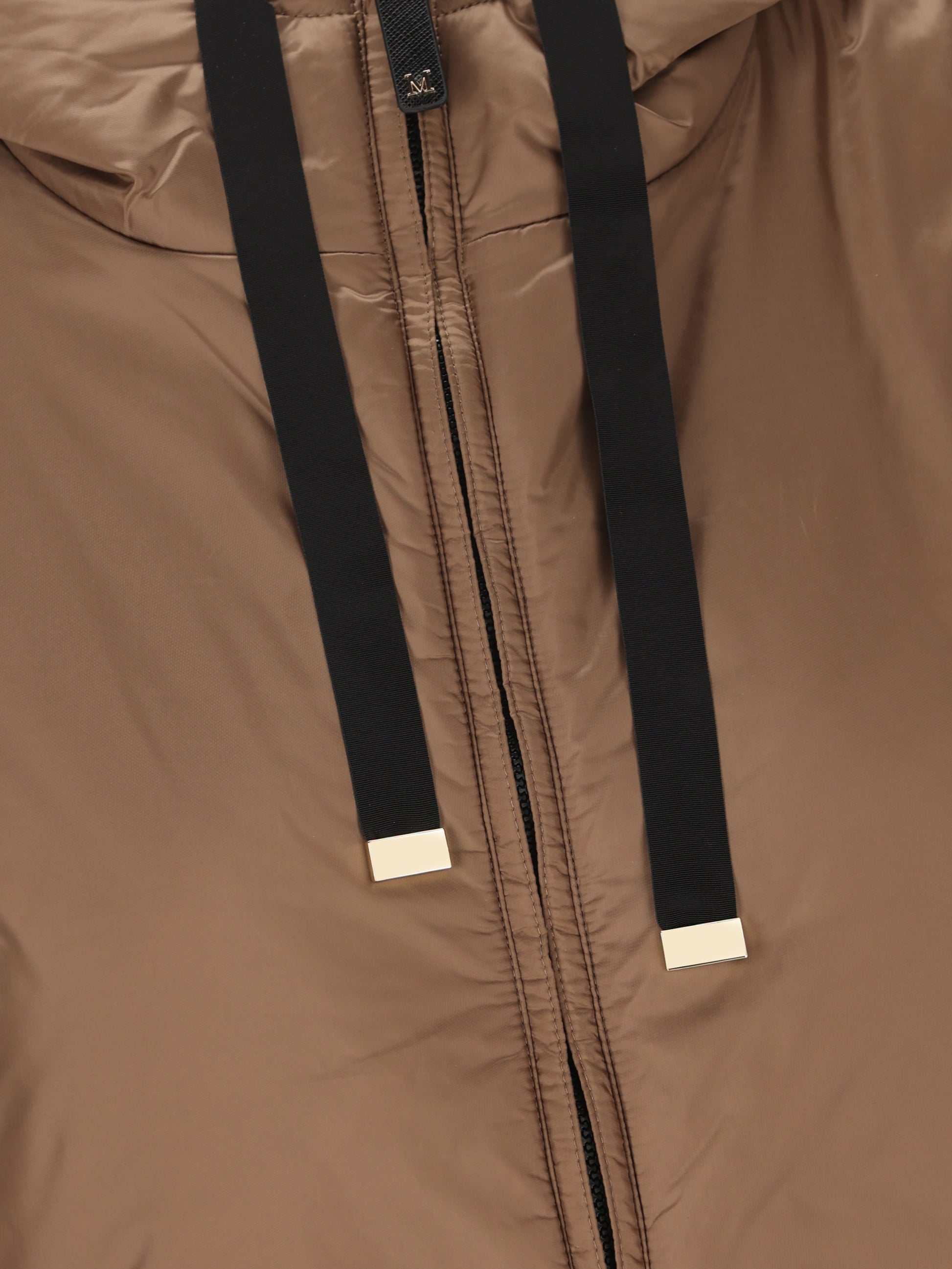 Giacca realizzata in poliestere. 2629486034600 027 MAX MARA - THE CUBE 