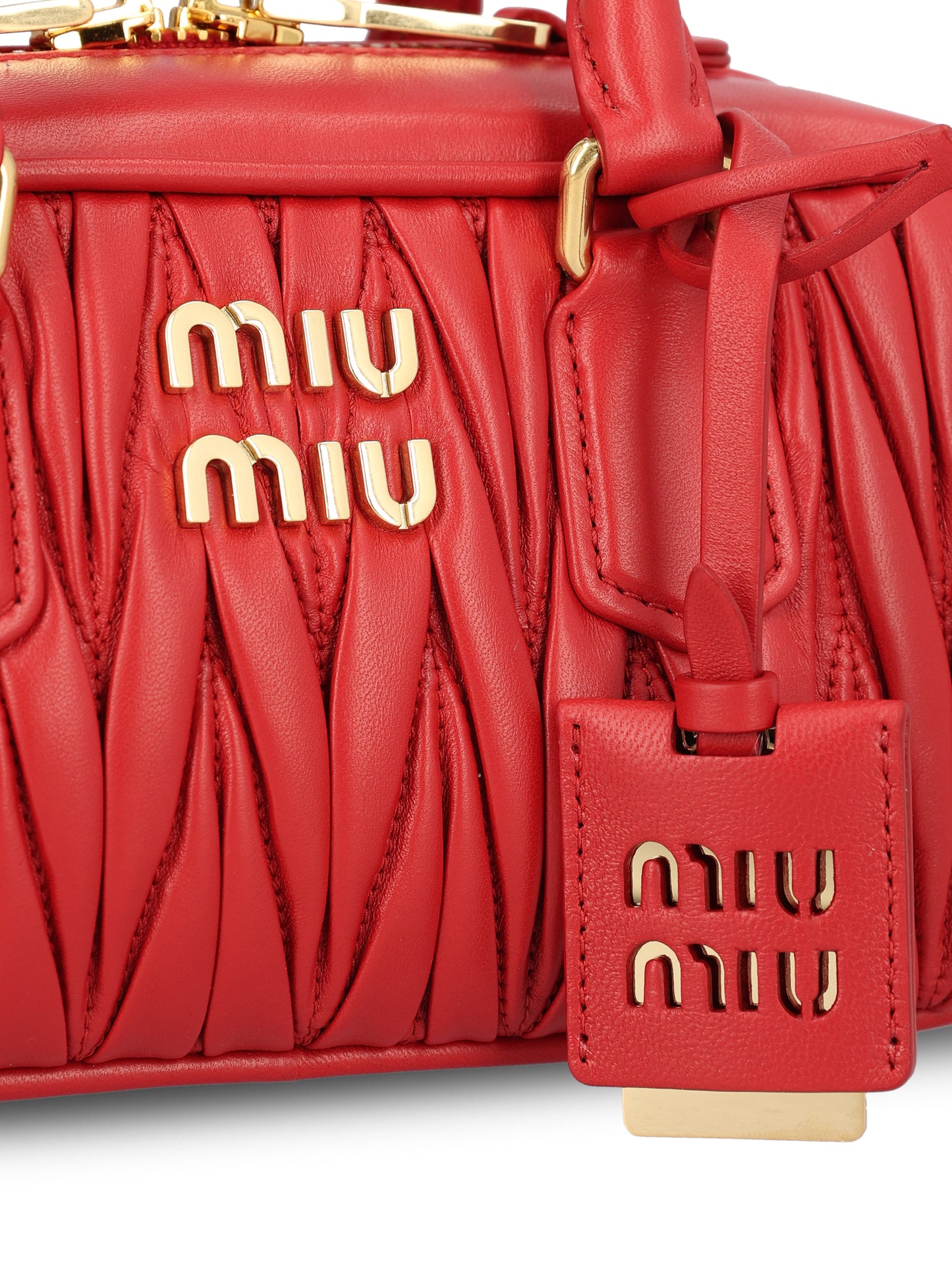 Borsa realizzata in pelle di agnello. 5BB142 AN88F0011 MIU MIU 