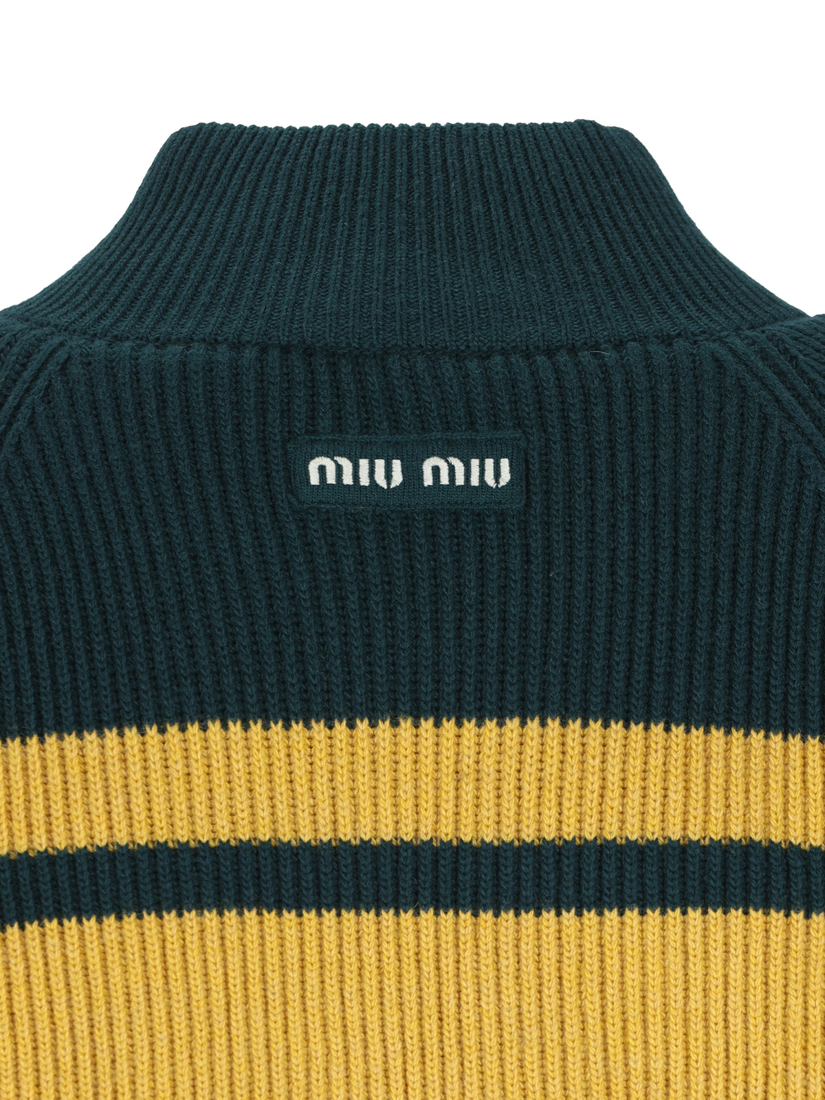 Maglia realizzata in lana vergine. MMJ160 6076F0UVP MIU MIU 