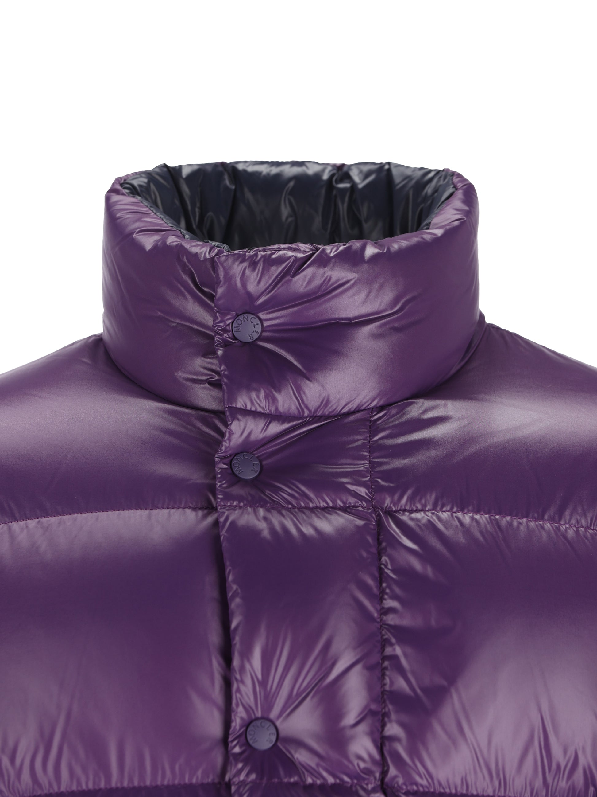 Piumino realizzato in poliammide. M1A00196 596XEP67 MONCLER 