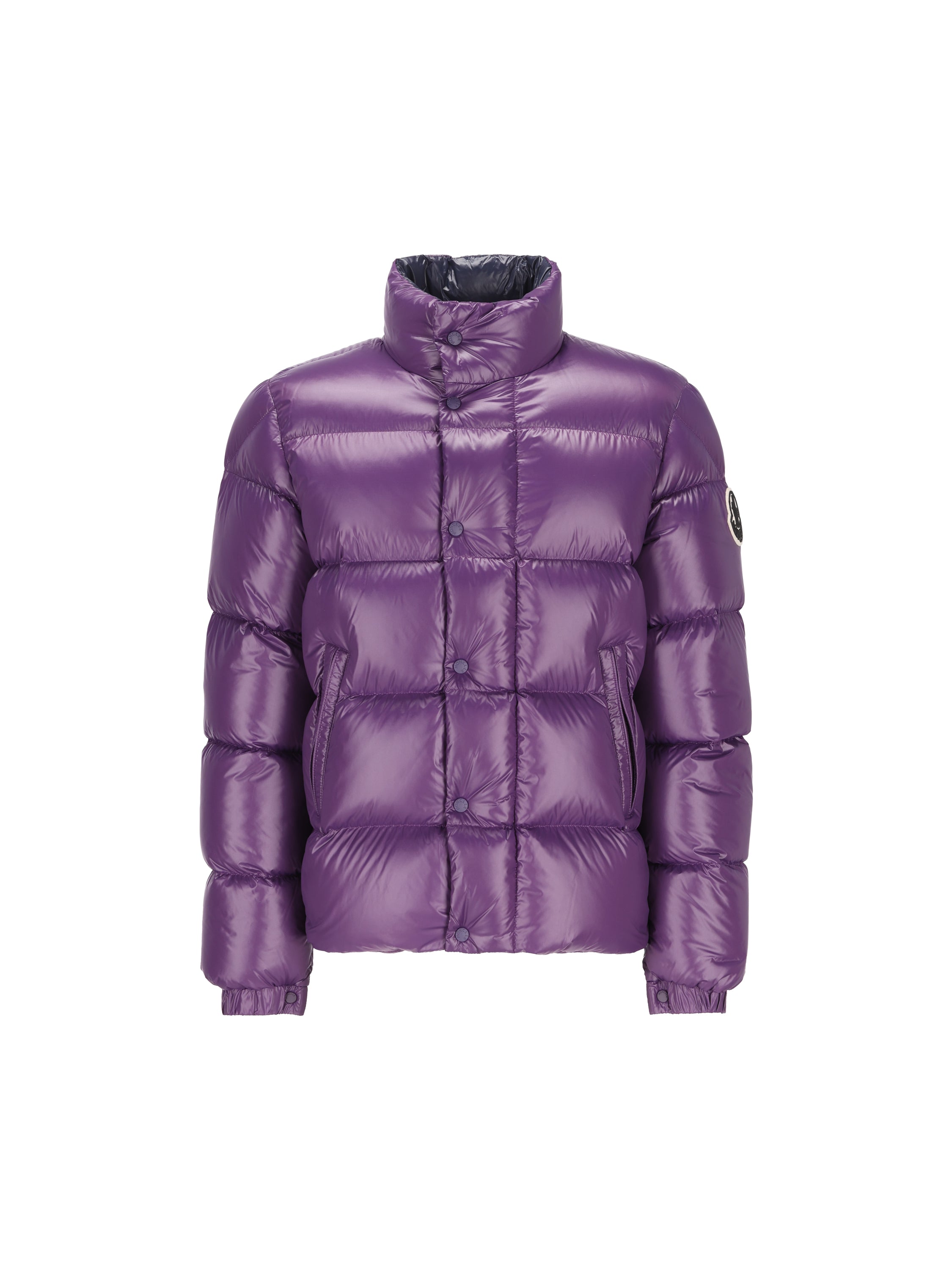 Piumino realizzato in poliammide. M1A00196 596XEP67 MONCLER 
