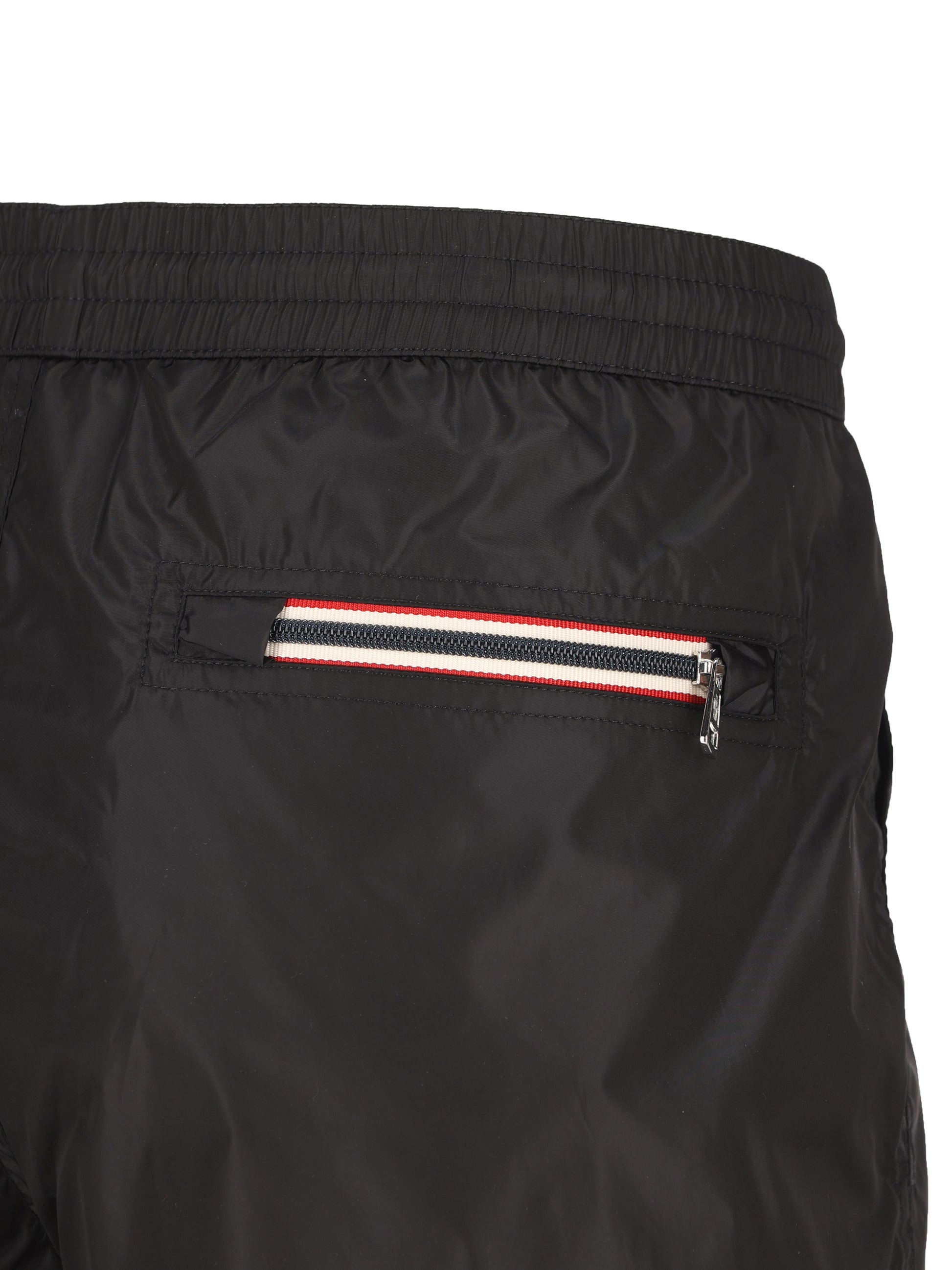 Shorts realizzati in nylon M2C00005 5985M999 MONCLER 