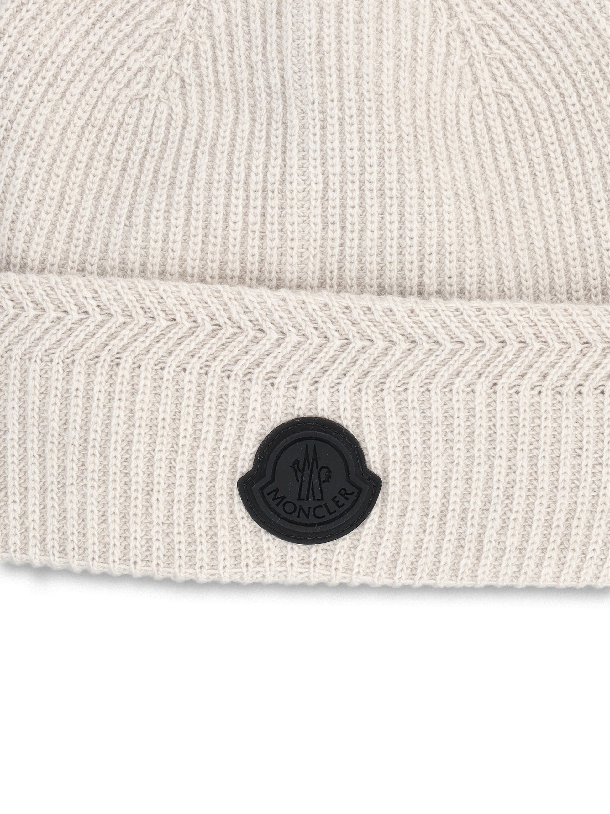 Berretto realizzato in lana e cashmere. M3B00007 M4281202 MONCLER 