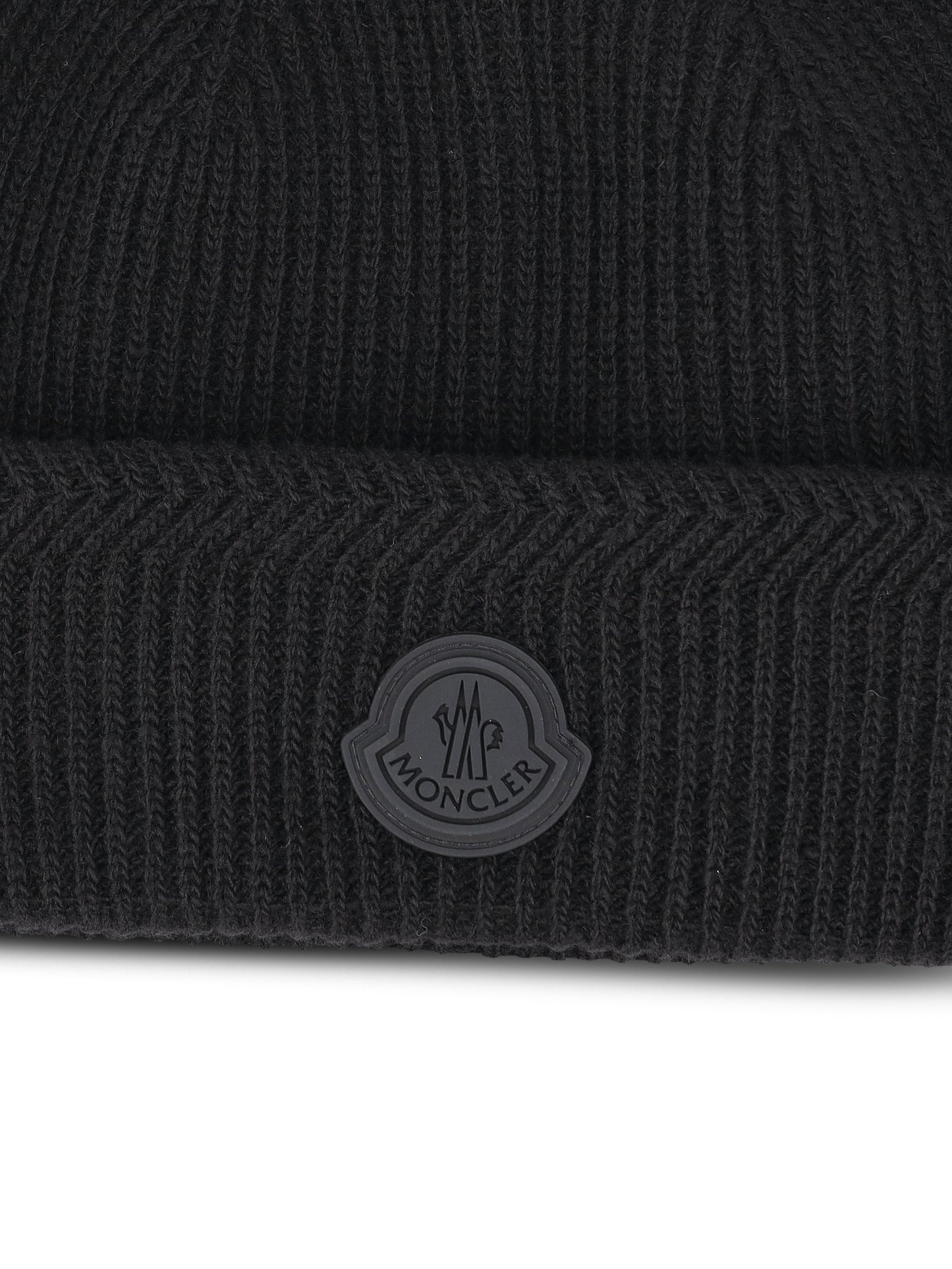 Berretto realizzato in lana e cashmere. M3B00007 M4281999 MONCLER 