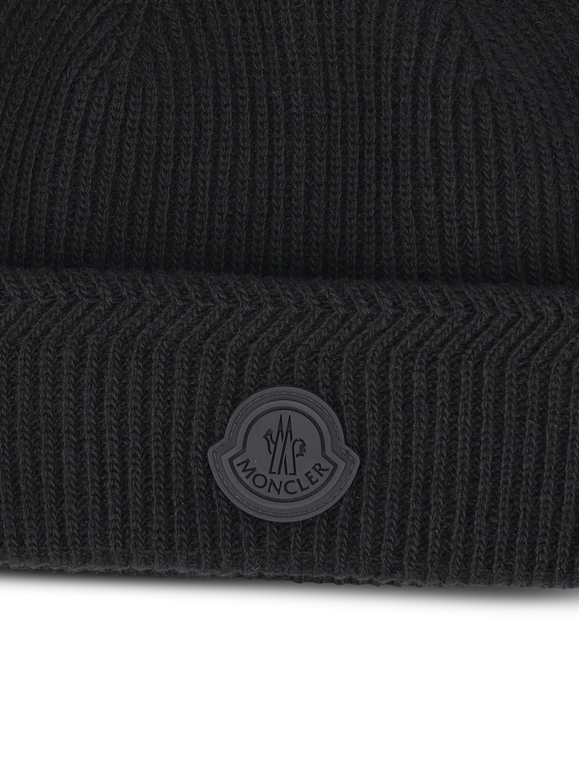 Berretto realizzato in lana e cashmere. M3B00007 M4281999 MONCLER 