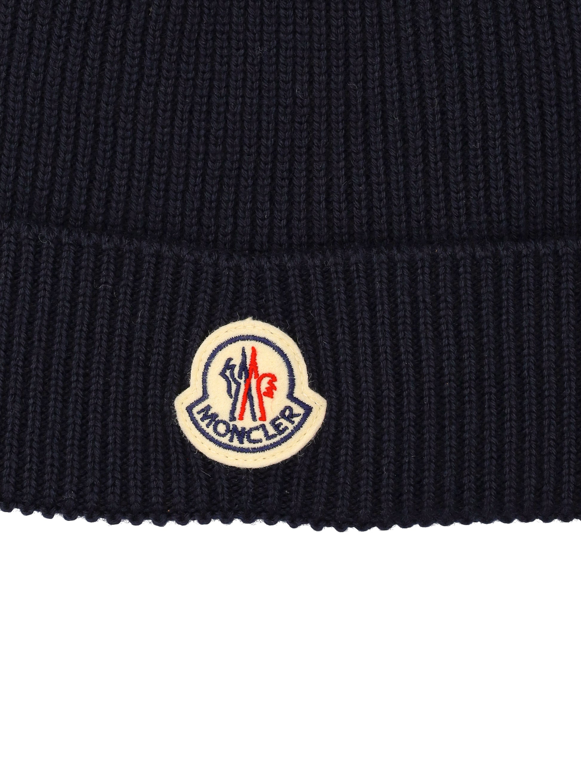 Berretto realizzato in lana vergine. M3B70500 A9342742 MONCLER 