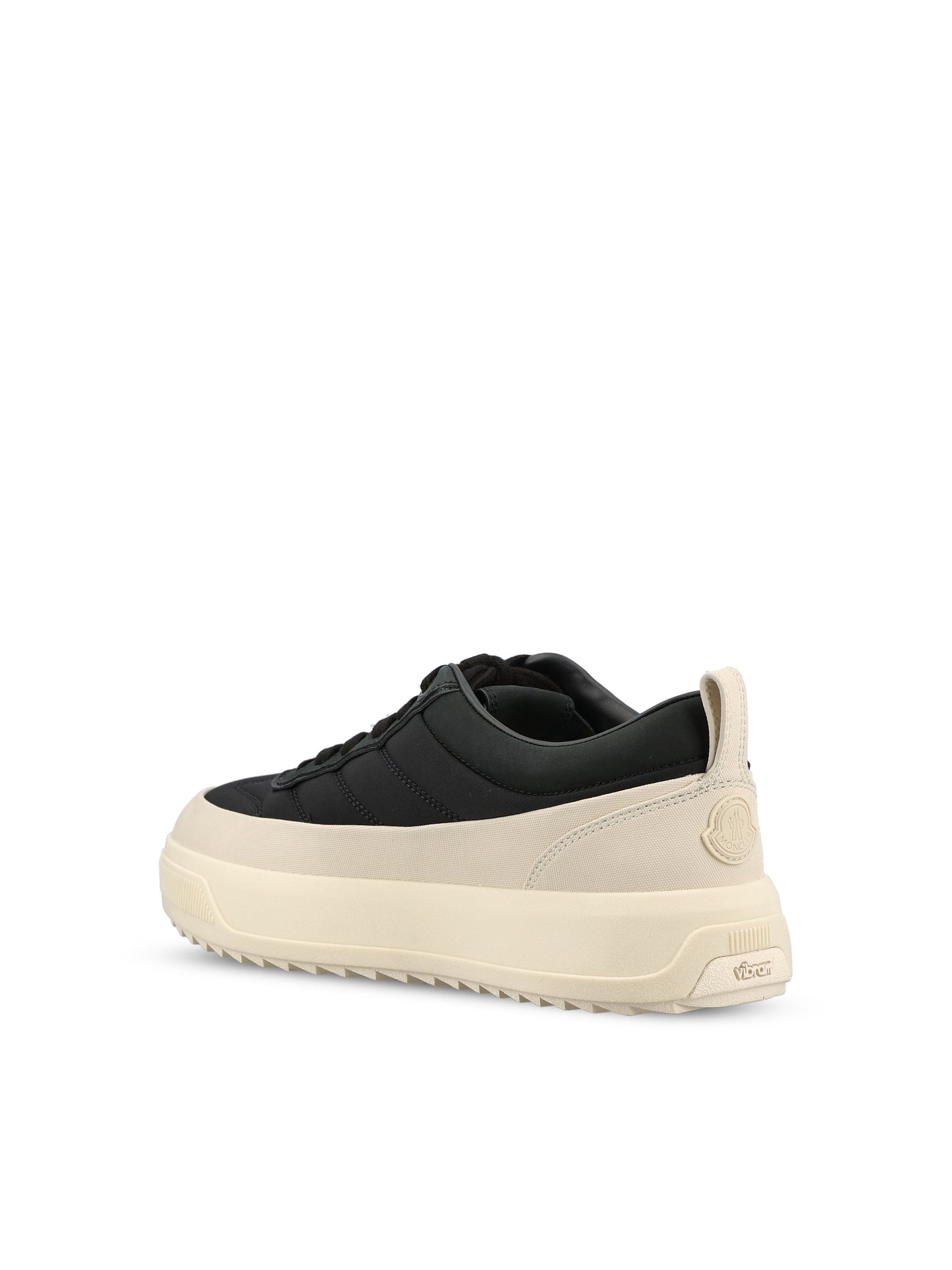 Sneakers realizzate in pelle. M4M00190 M7091999 MONCLER 