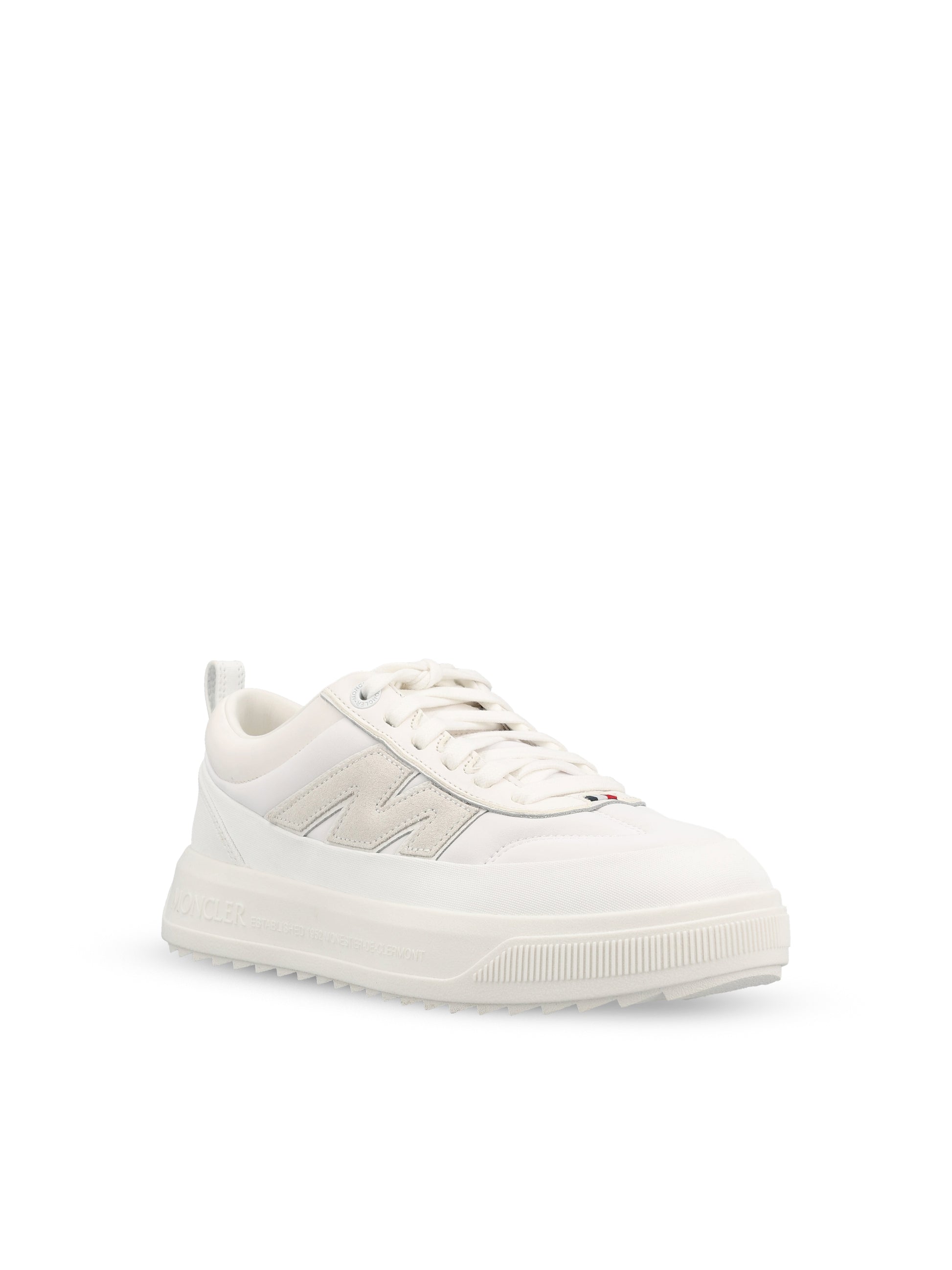 Sneakers realizzate in pelle. M4M00190 N0565001 MONCLER 