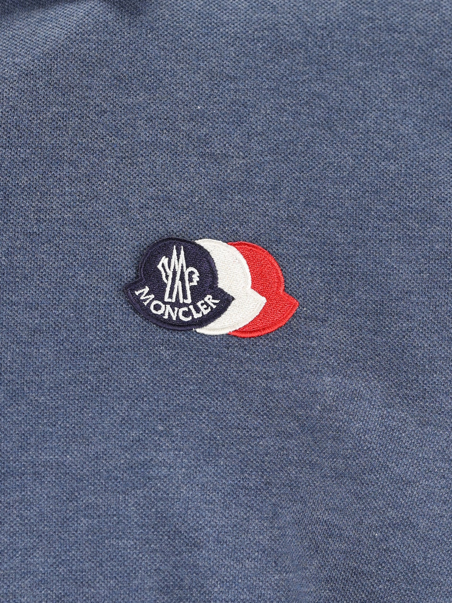 Polo realizzata in cotone. M8A00012 89A16794 MONCLER 