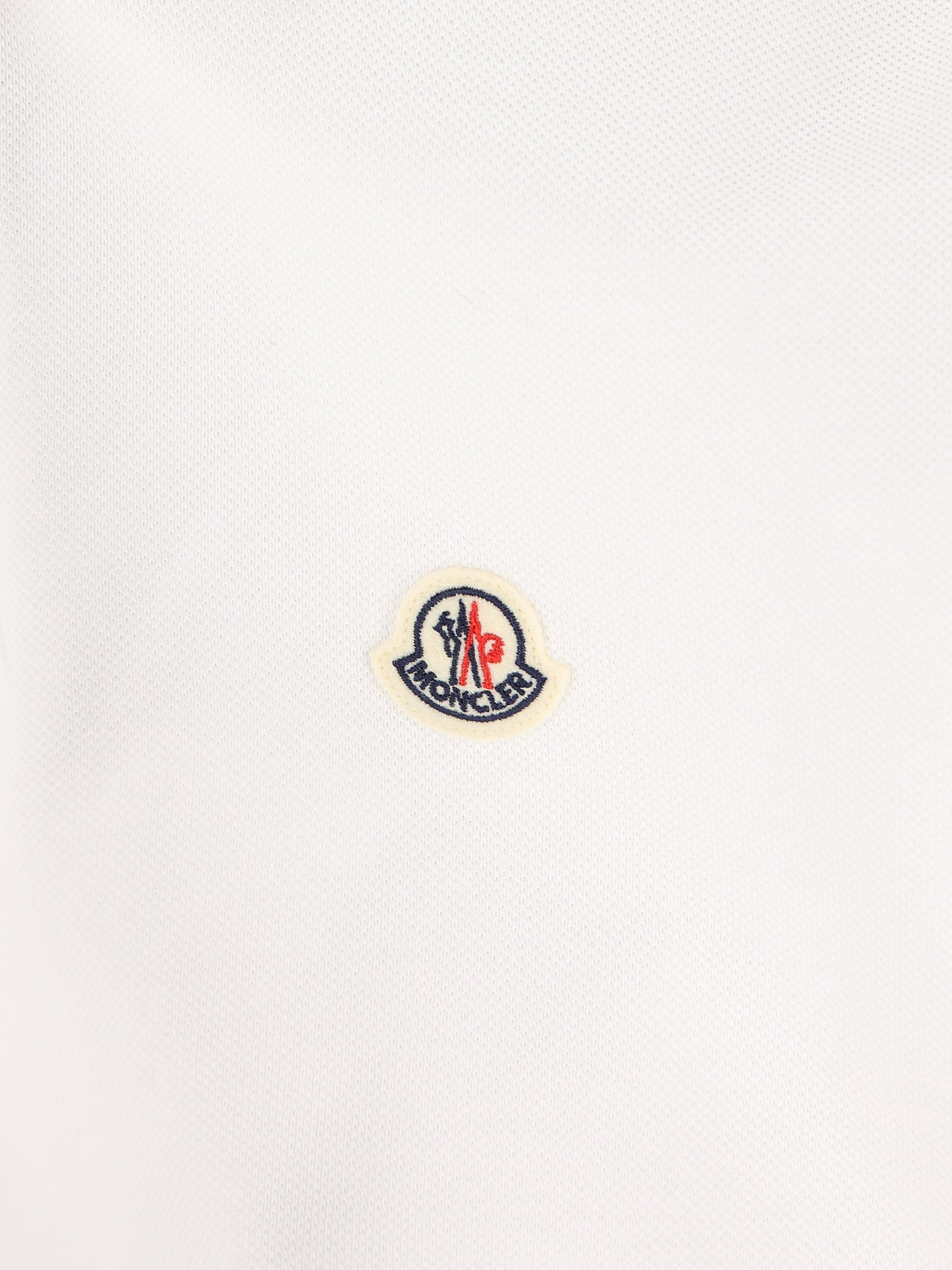 Polo realizzata in cotone. M8A70300 84556001 MONCLER 