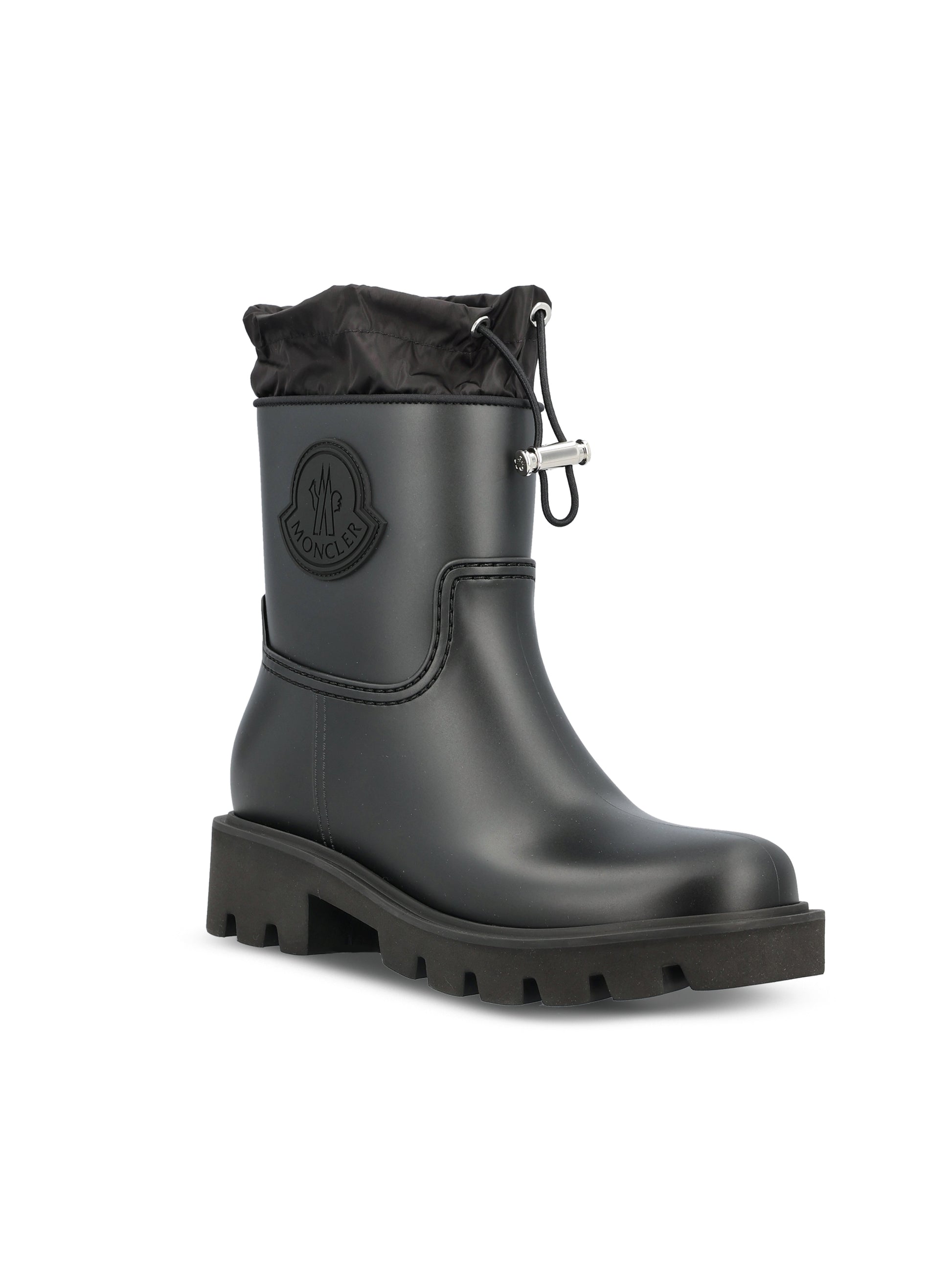 Stivali realizzati in nylon. W4G00190 M4522999 MONCLER 