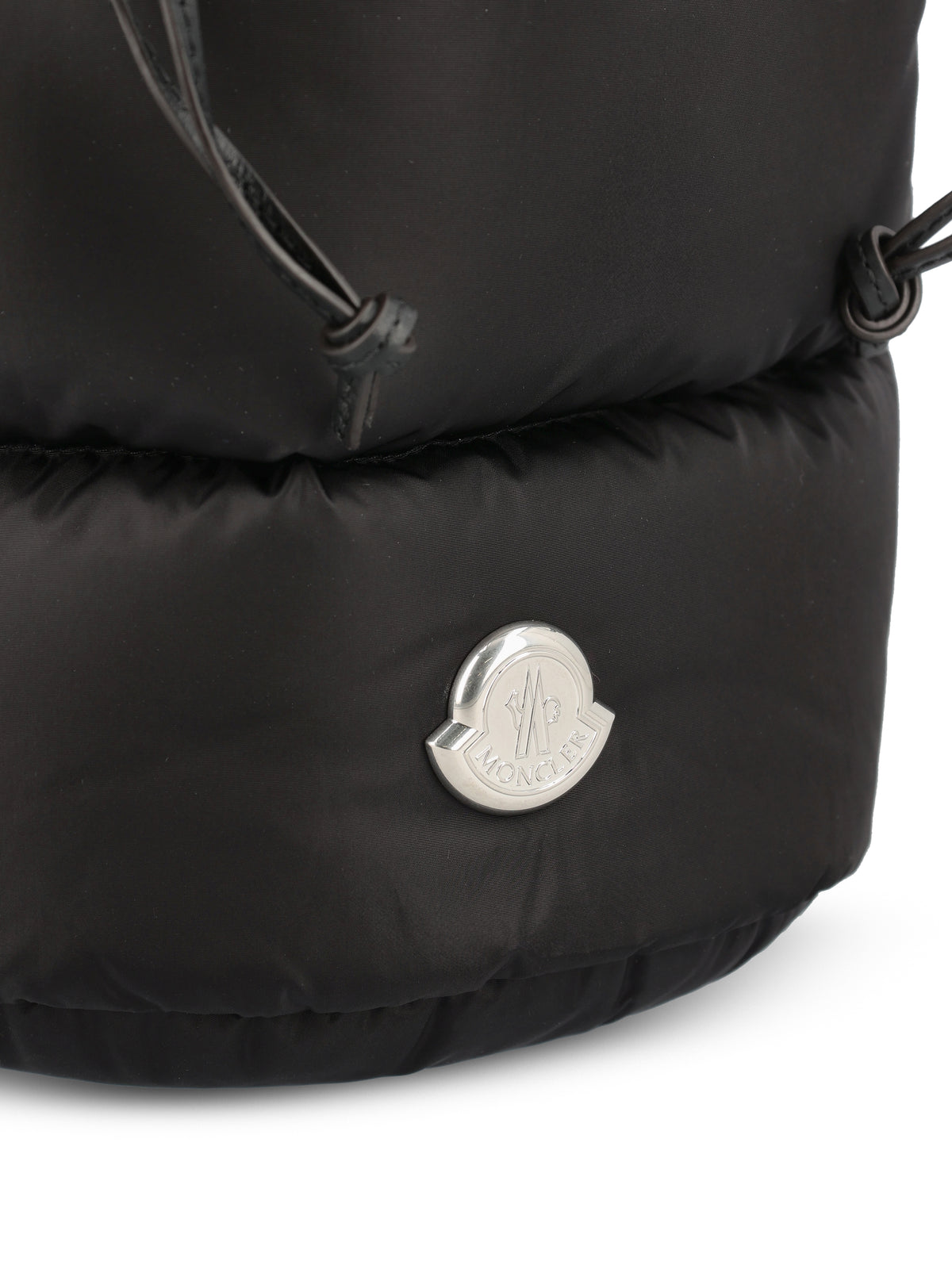 Borsa realizzata in nylon. W5I00002 M6275999 MONCLER 