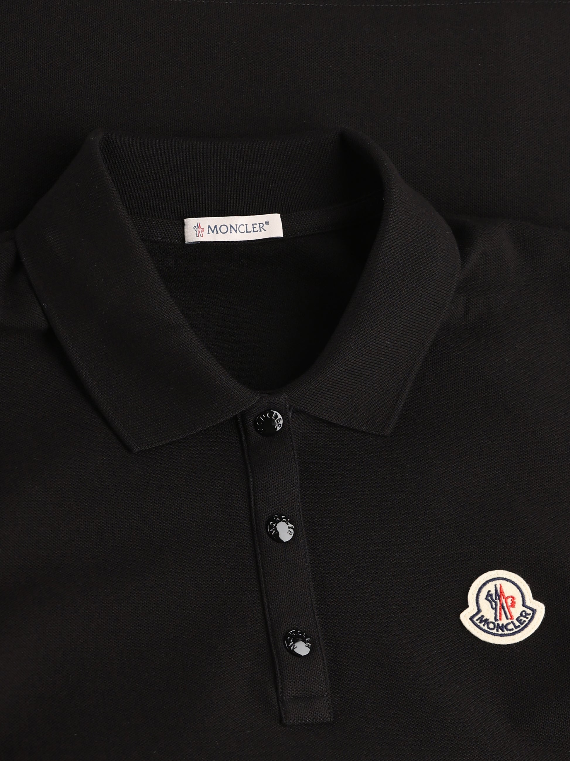 Polo realizzata in cotone. W8A00007 84720999 MONCLER 