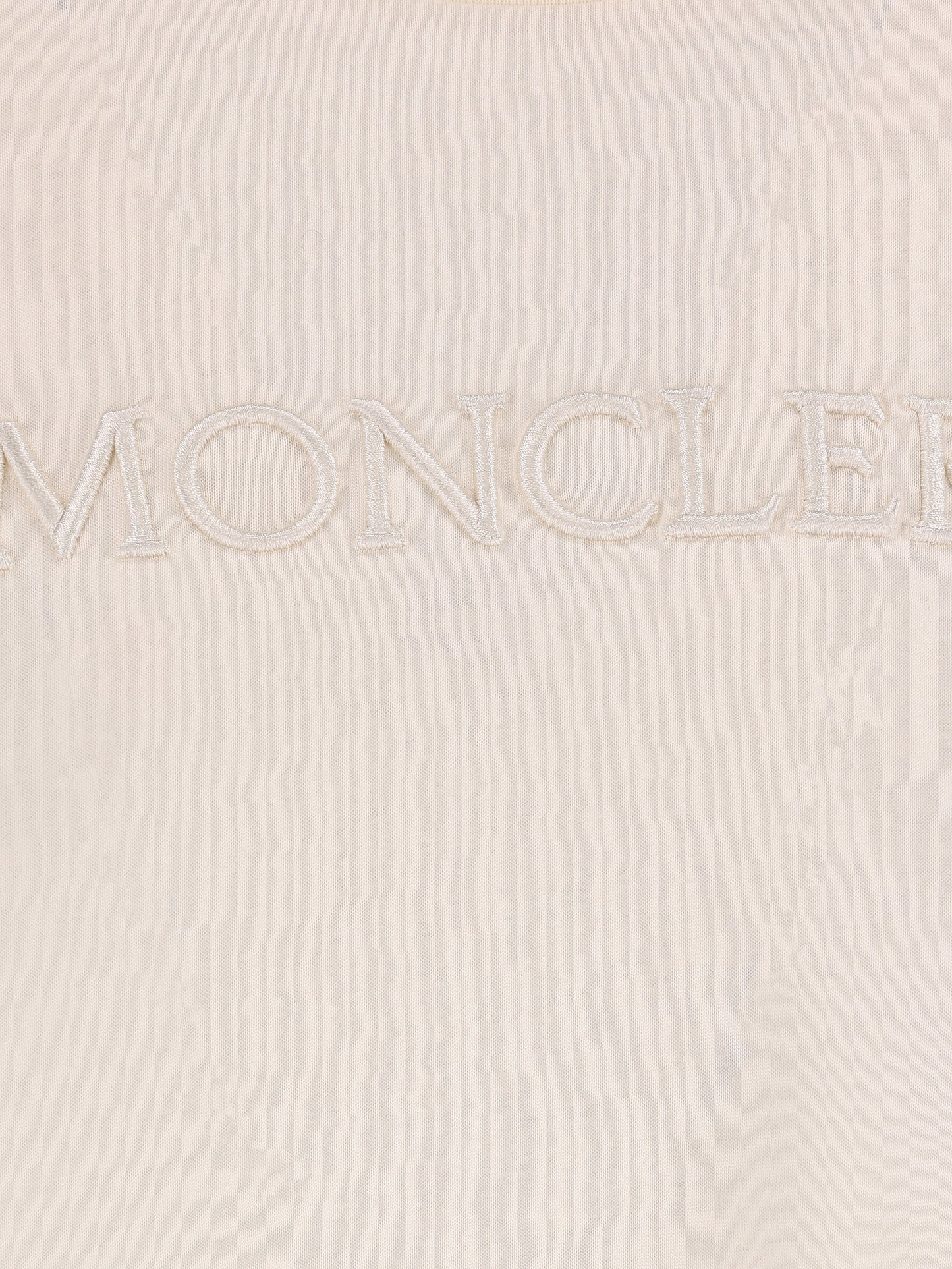 T-Shirt realizzata in cotone. W8C00021 89AUO037 MONCLER 