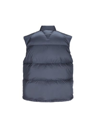 Gilet realizzato in poliammide. M1A0019 8597YF776 MONCLER RE-ICONS 