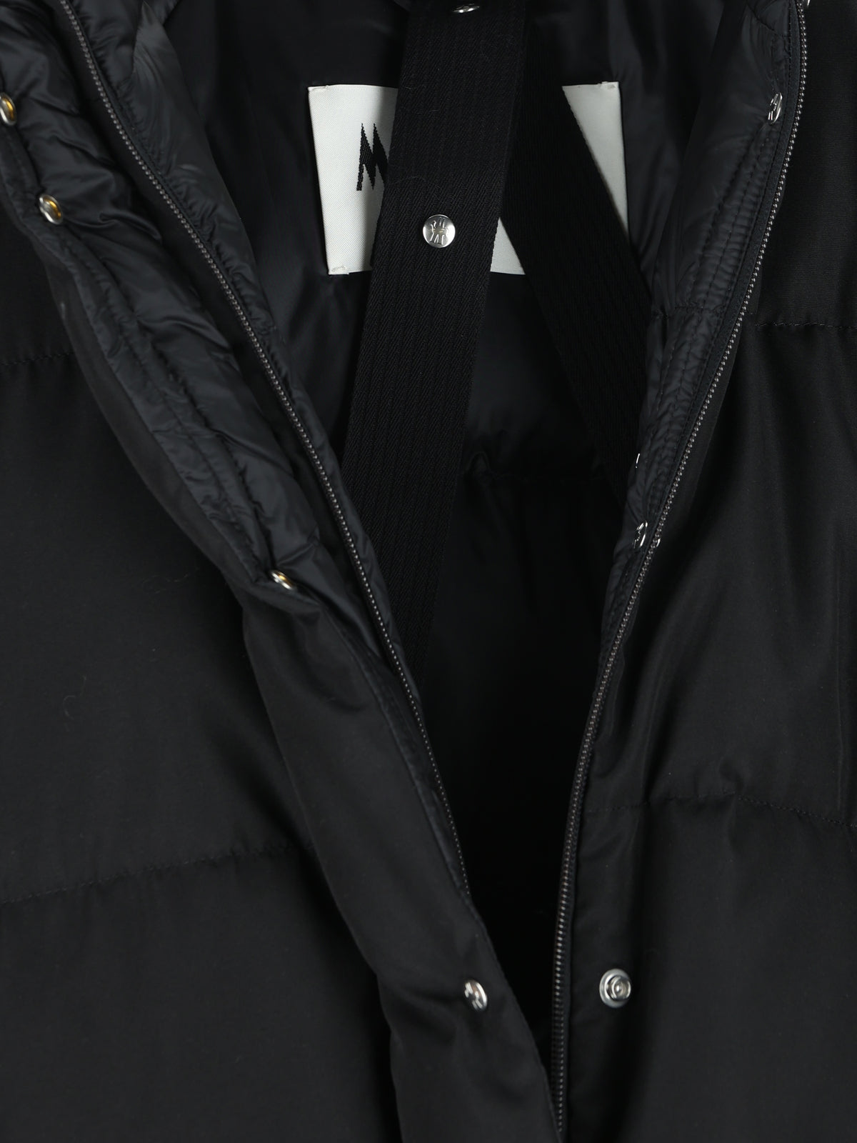 Piumino realizzato in poliestere. W1A0027 3599RQ999 MONCLER RE-ICONS 