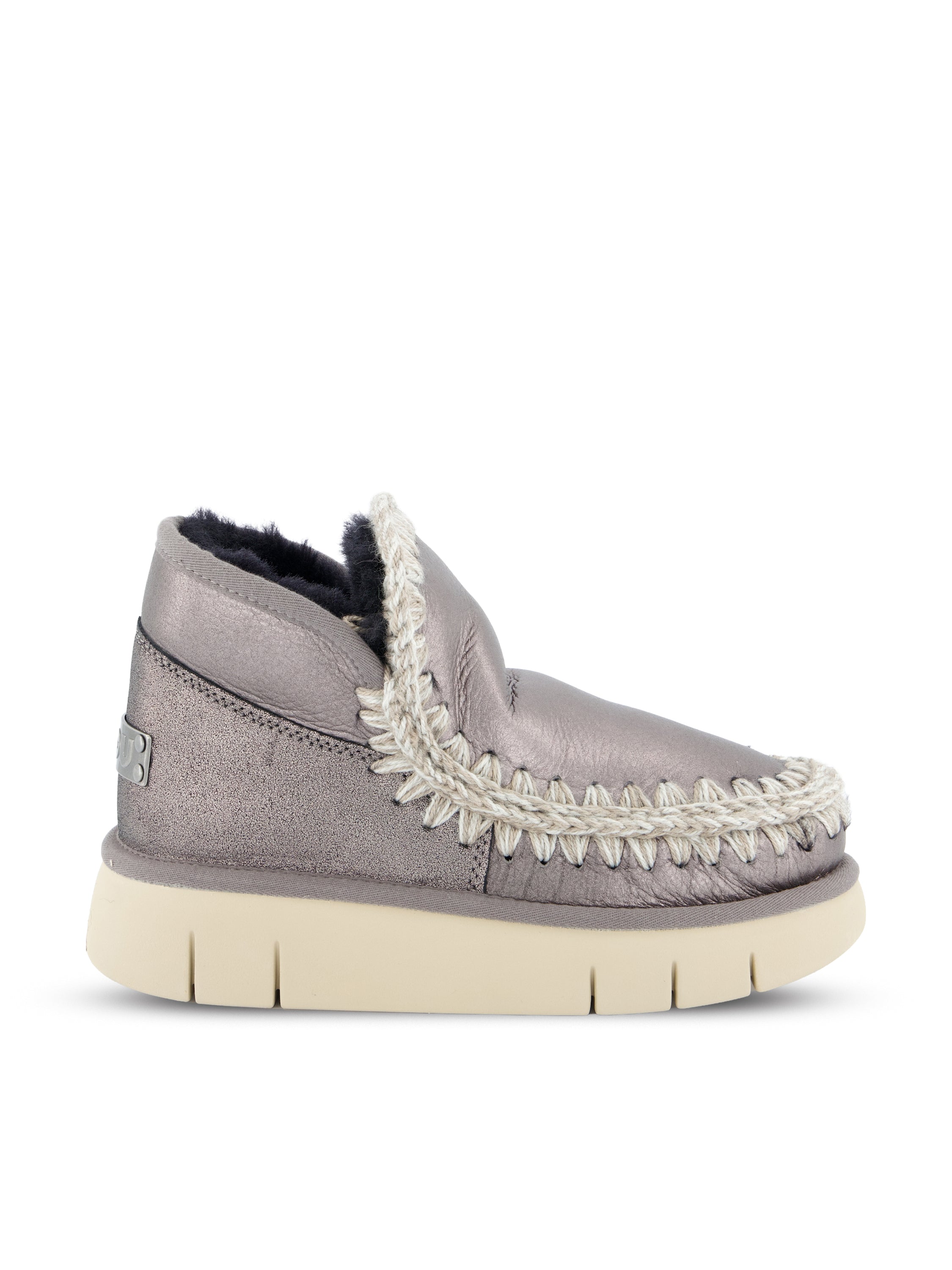Sneakers realizzate in pelle. FW531009C JGUN MOU 