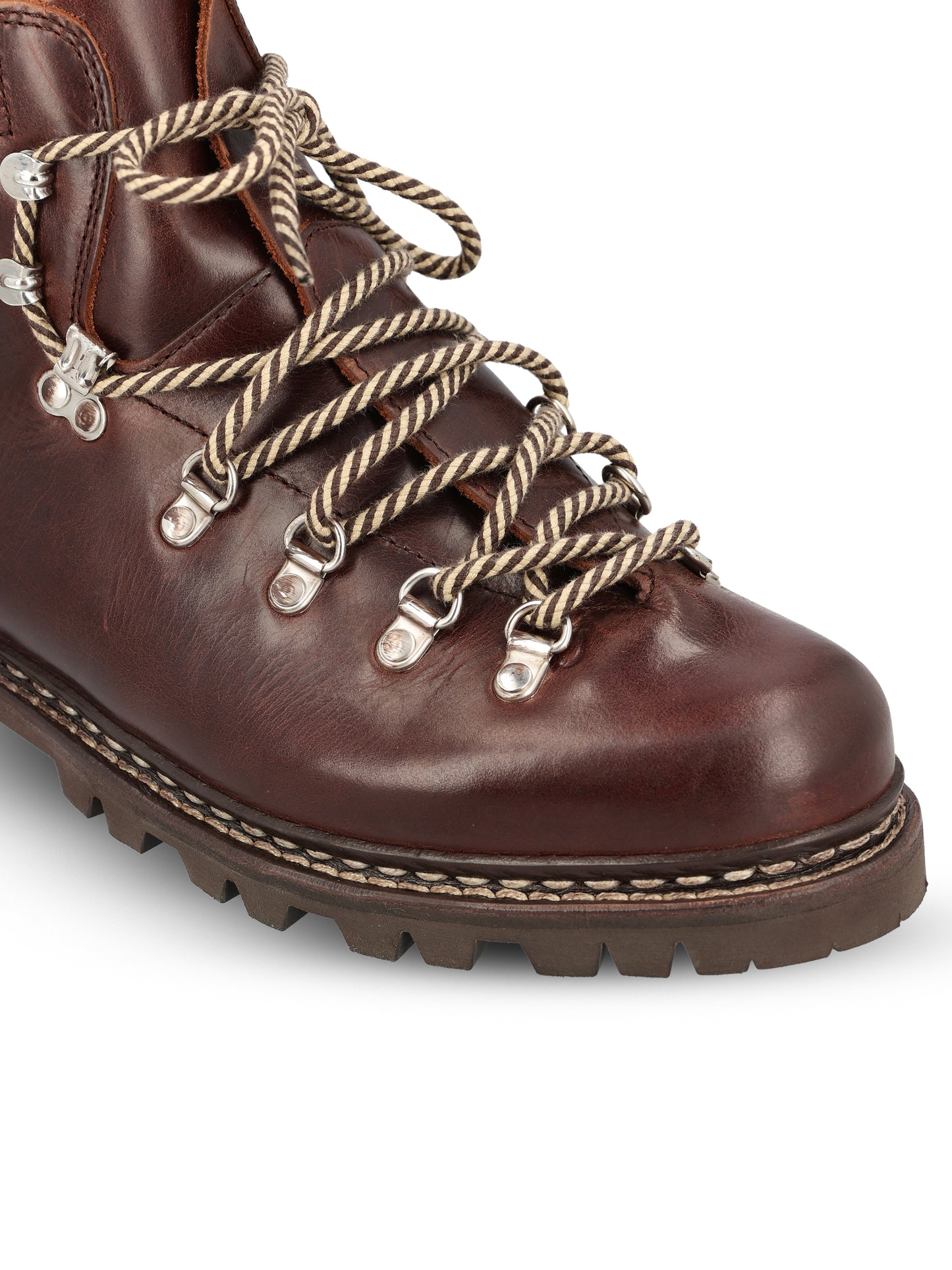 Scarponcino realizzato in pelle di vitello. 188903 AVORIAZMARRON-LIS ECORCE PARABOOT 