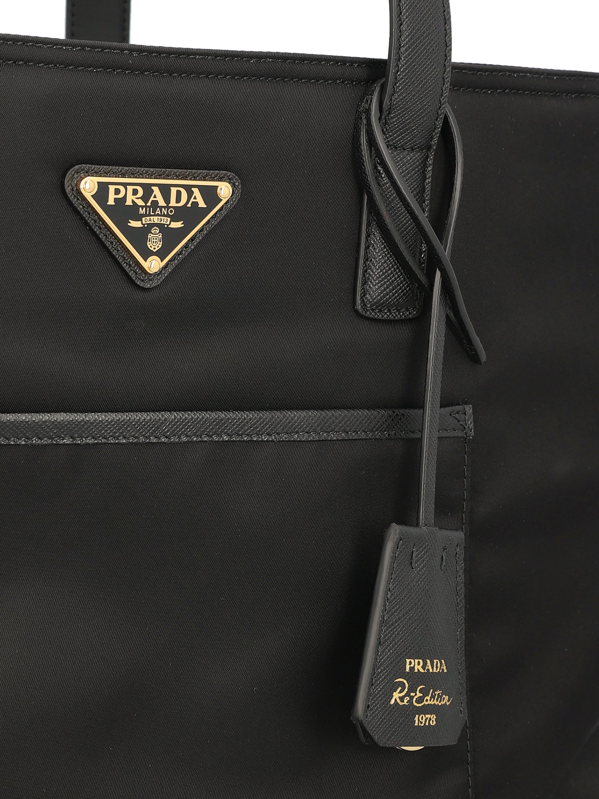 Tote bag realizzata in poliammide riciclata. 1BG555 R064F0002 PRADA 
