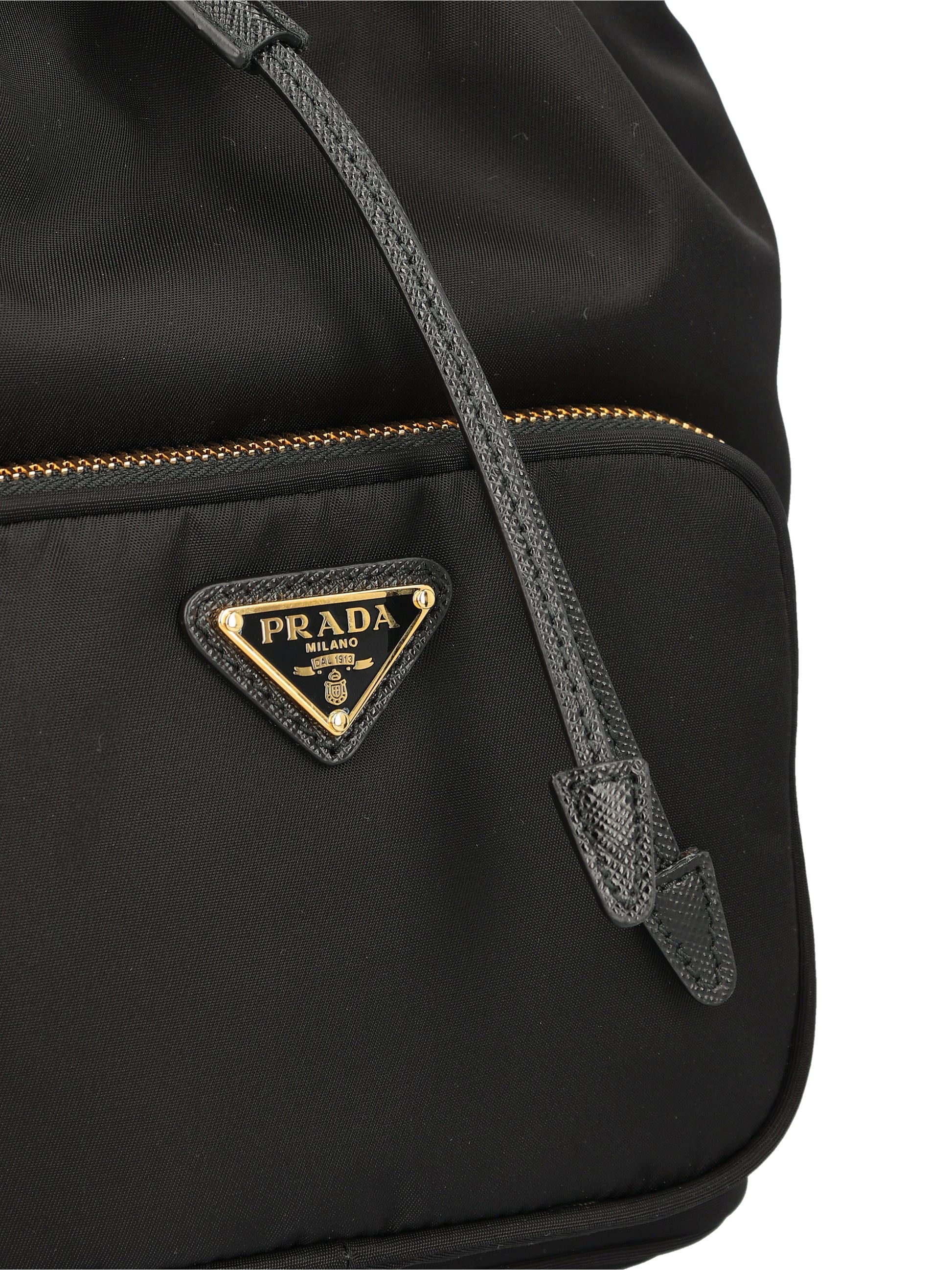 Secchiello realizzato in poliammide riciclata. 1BH038 RV44F0002 PRADA 