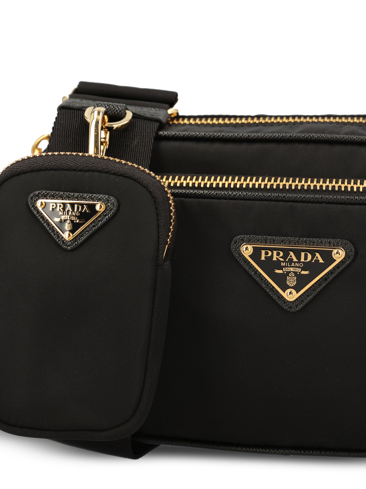 Borsa realizzata in poliammide riciclata. 1BH226 R064F0632 PRADA 