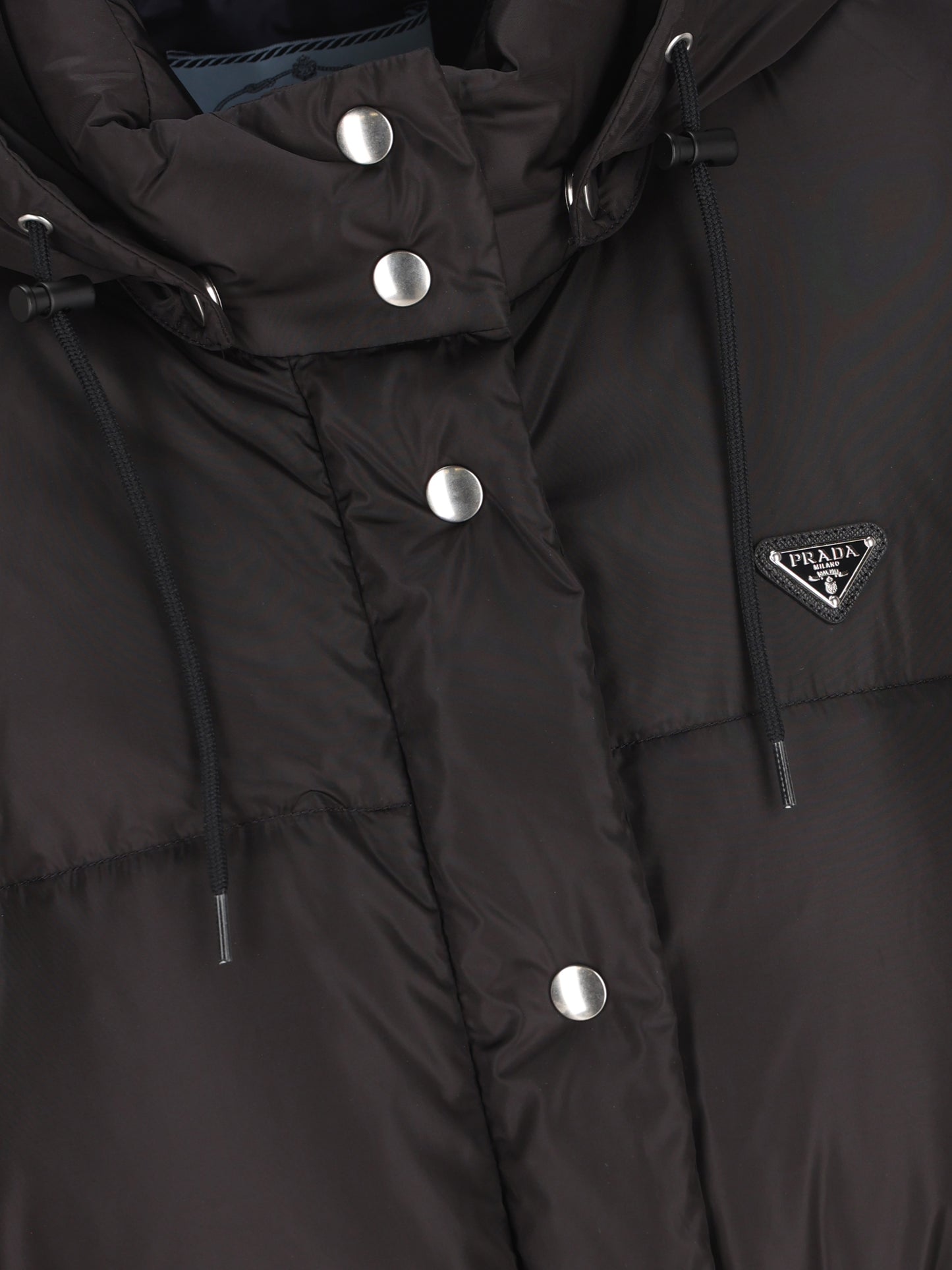 Piumino realizzato in re-nylon. 292396 1WQ9F0002 PRADA 