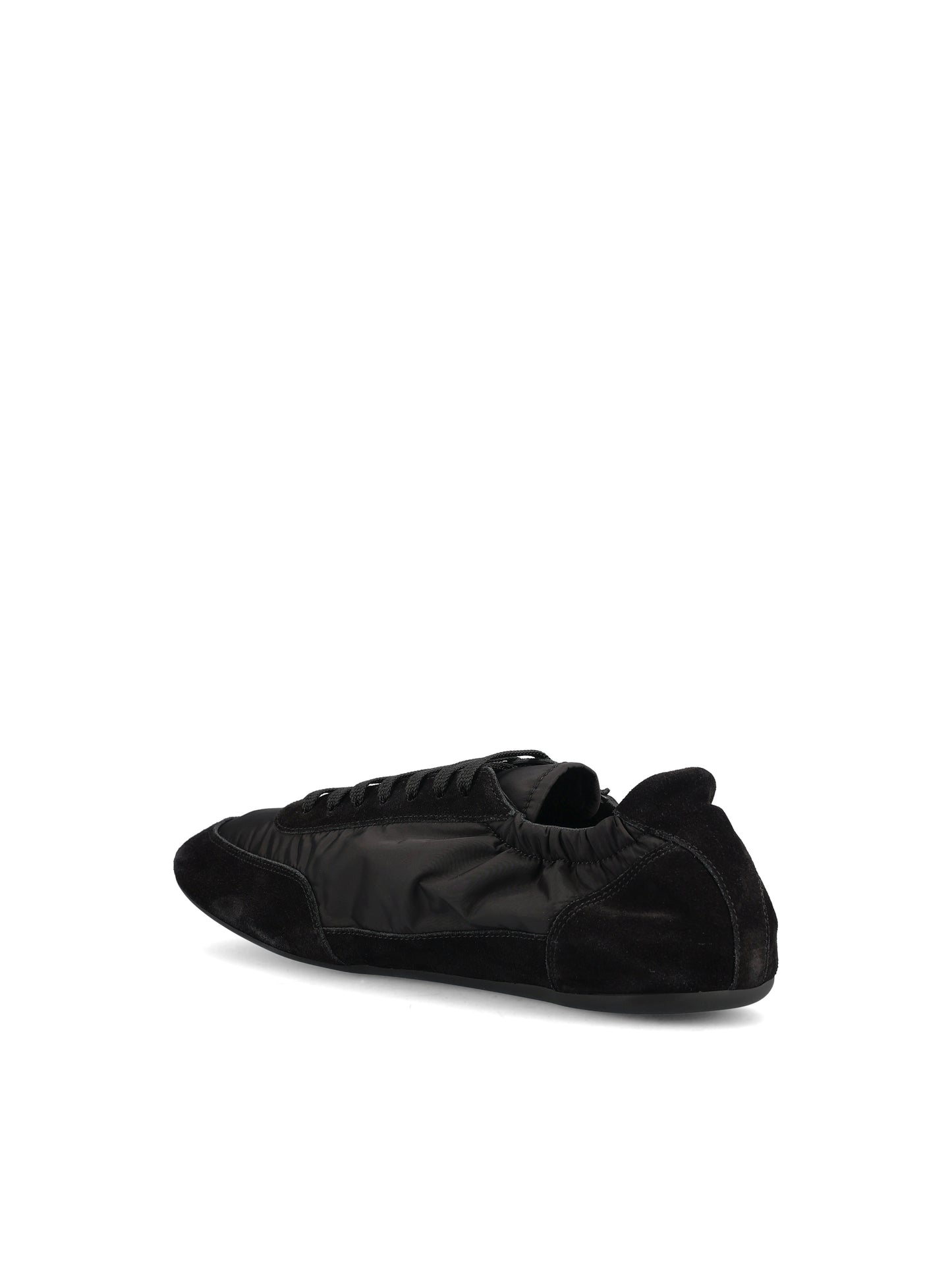Sneakers realizzate in re-nylon e pelle. 2EG479 D7CF0002 PRADA 