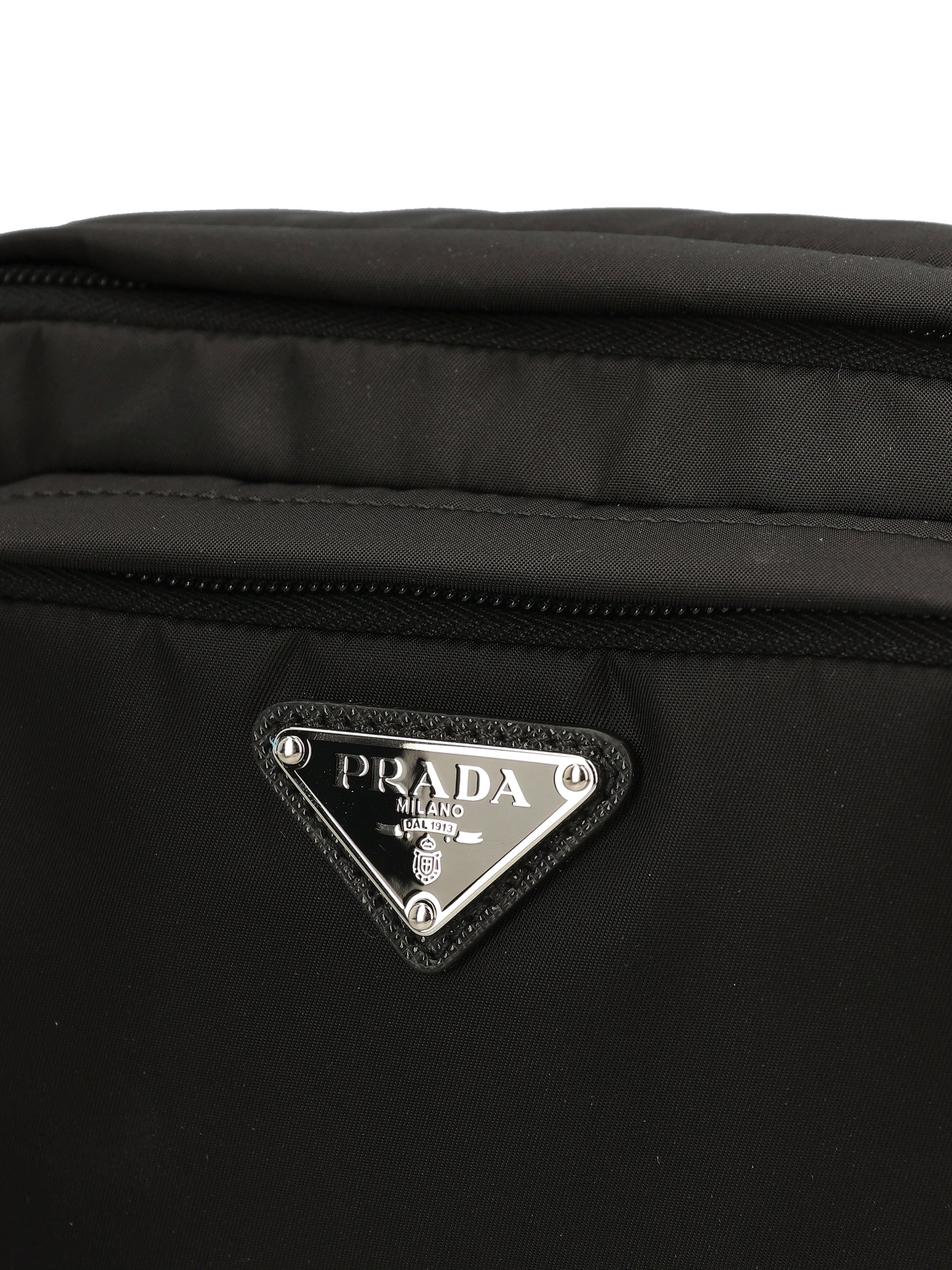 Pouch realizzata in poliammide. 2NA068 2DMIF0002 PRADA 