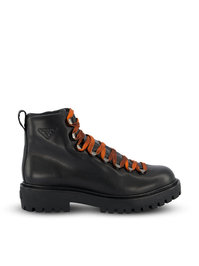 Stivaletti Uomo in Pelle Nera con Suola Carrarmato 2TE220 3KDPF0002 PRADA 