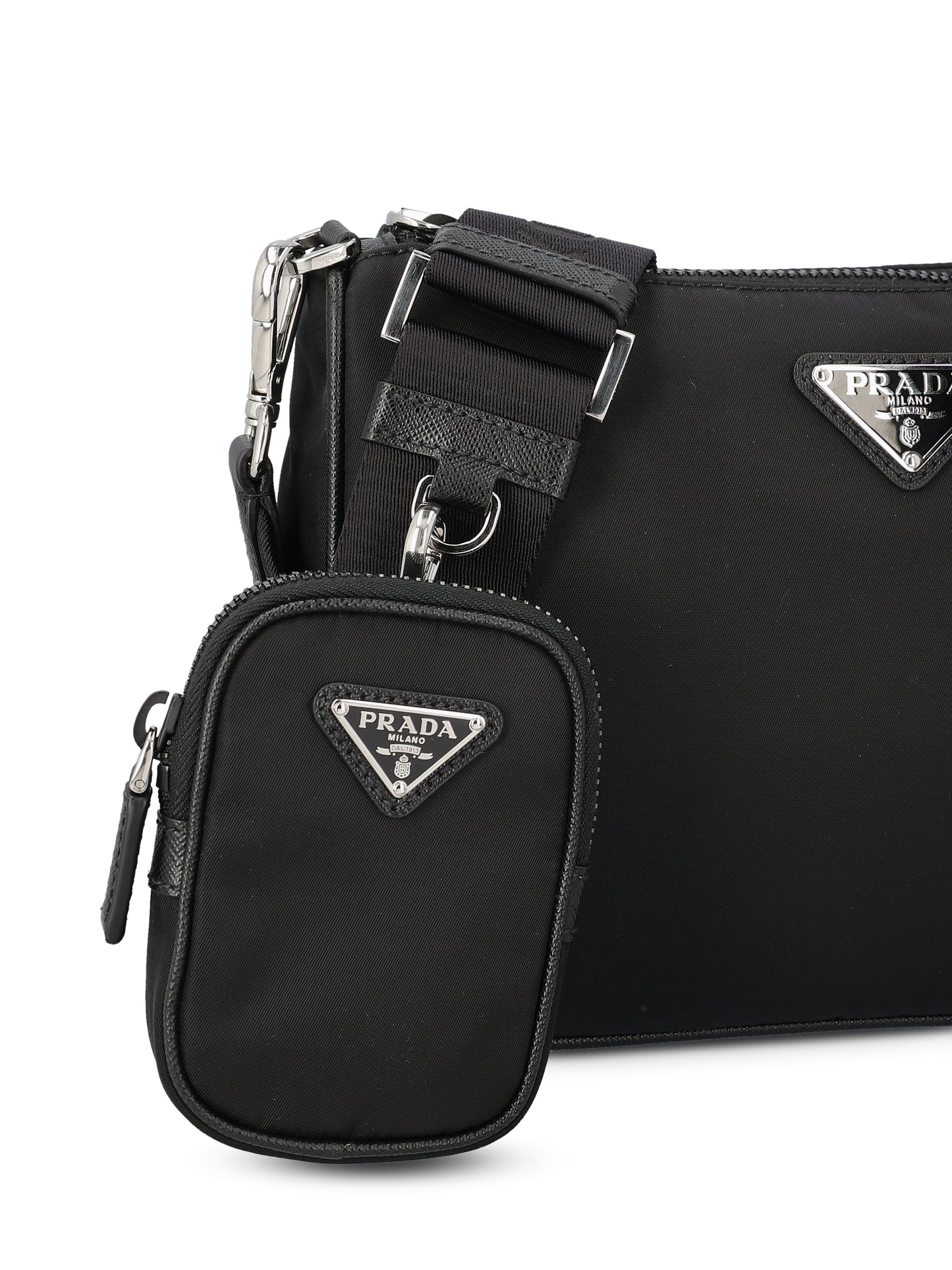 Borsa realizzata in poliammide riciclata. 2VH113 2DMHF0002 PRADA 