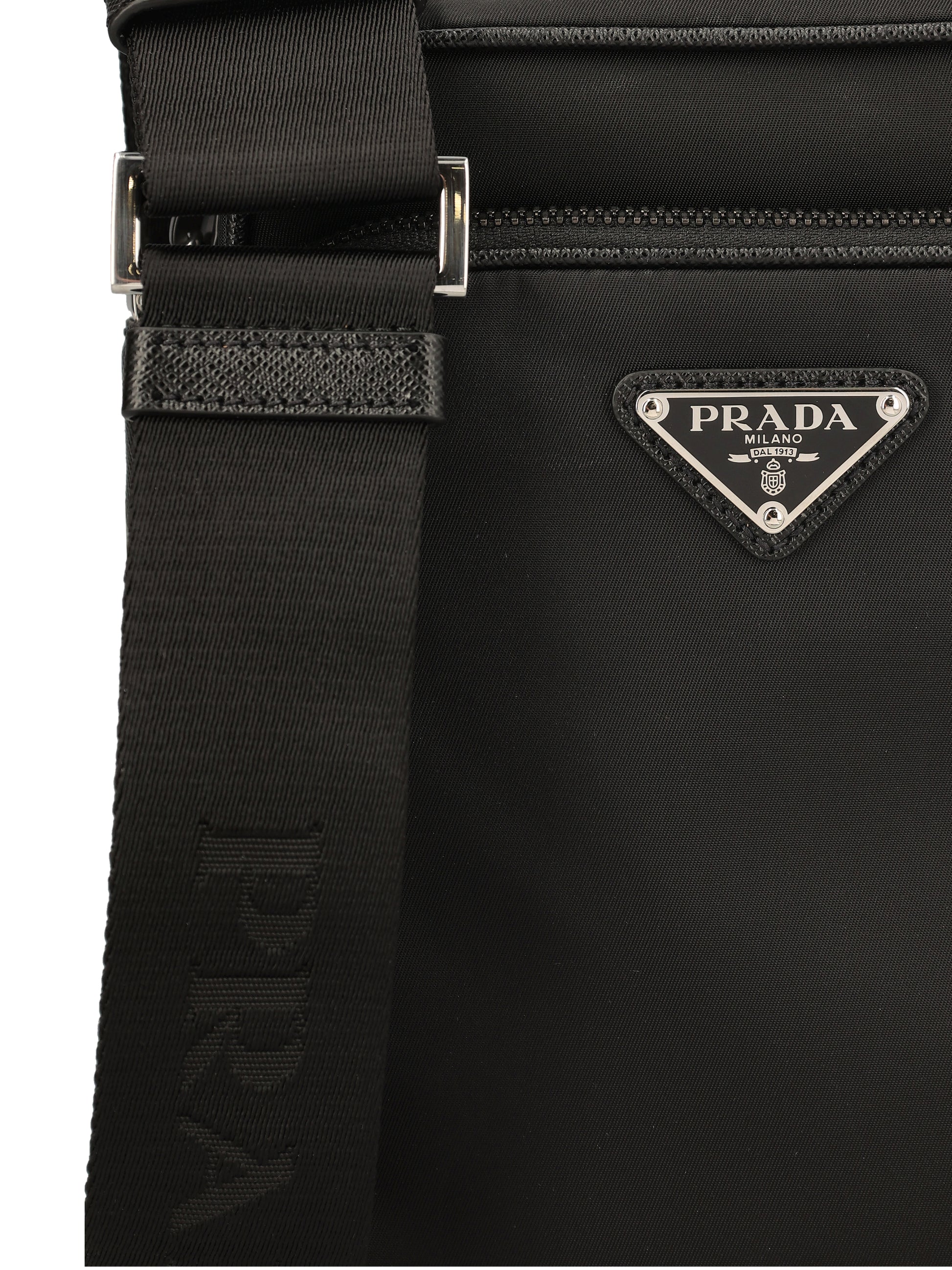 Borsa realizzata in poliammide riciclata. 2VH211 2DMHF0002 PRADA 