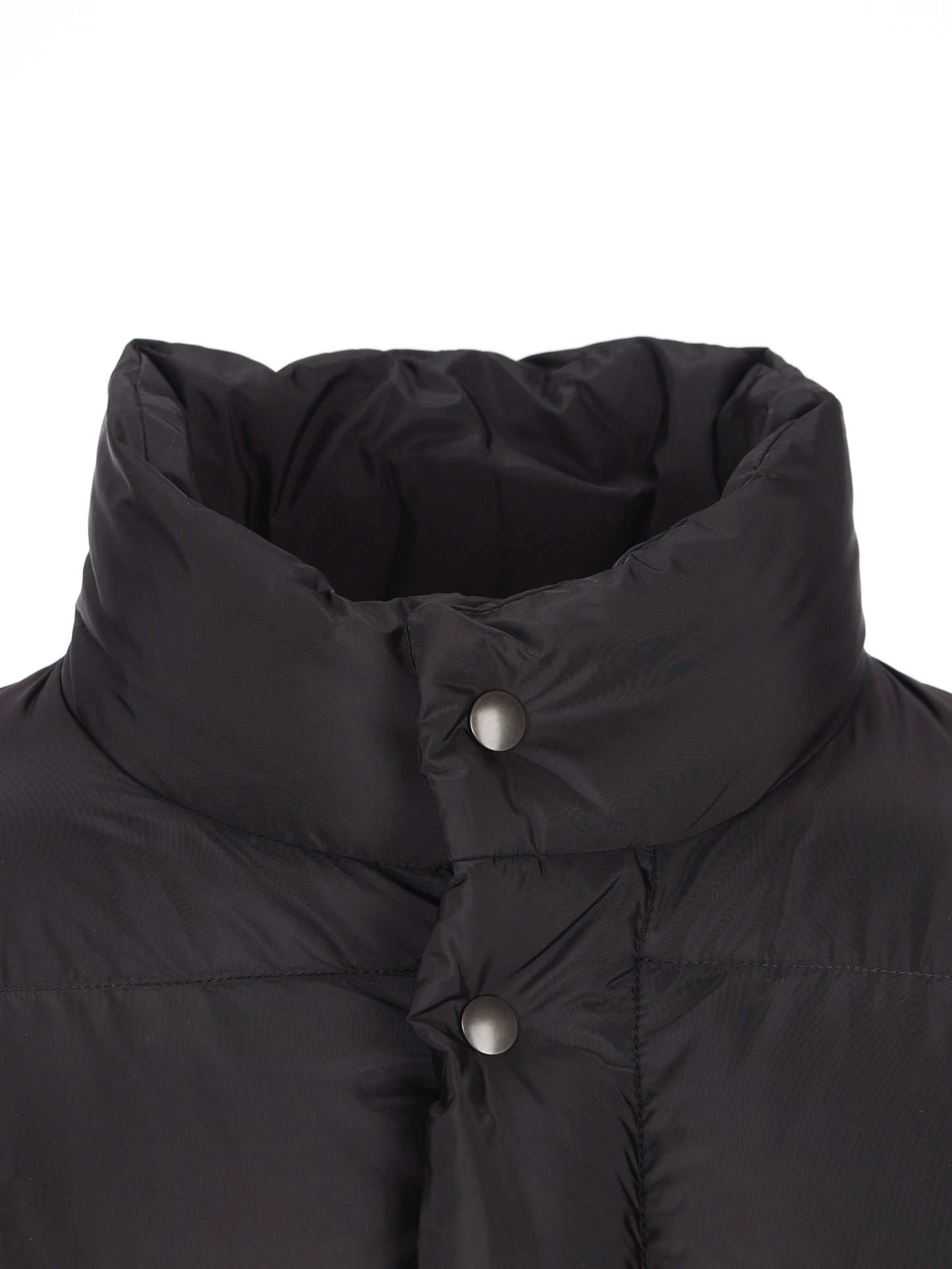 Piumino realizzato in re-nylon. SGC863 1WQ9F0002 PRADA 