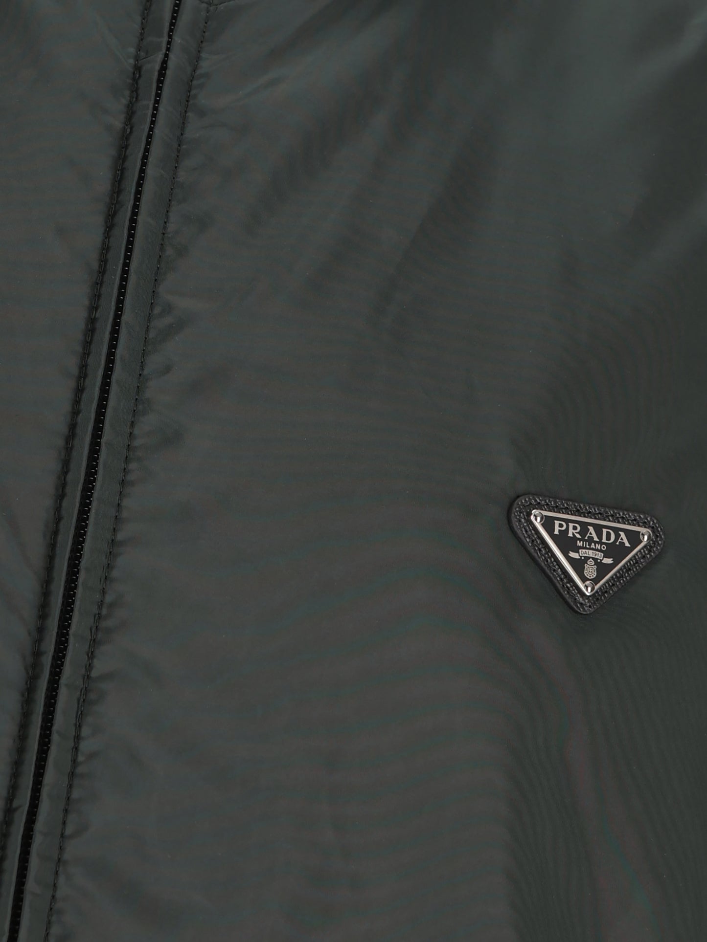 Giacca reversibile realizzata in re-nylon. SGD108 6410F0G9W PRADA 