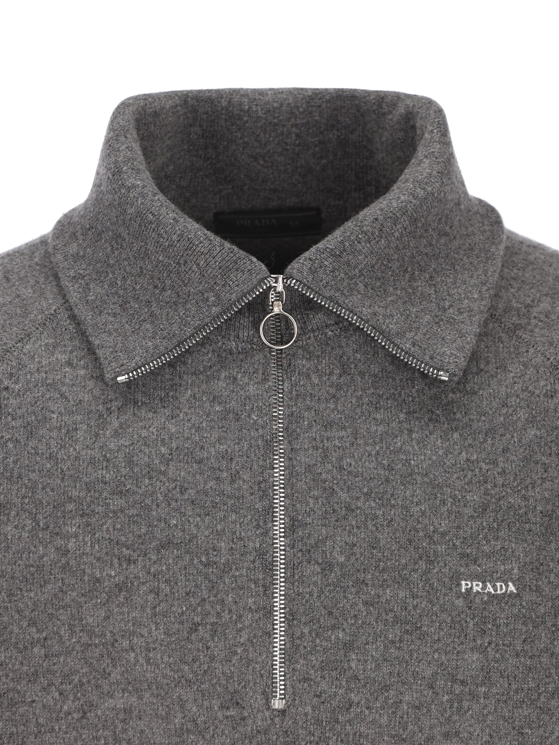 Maglione realizzato in misto cashmere e lana. UMF398 6242F0480 PRADA 