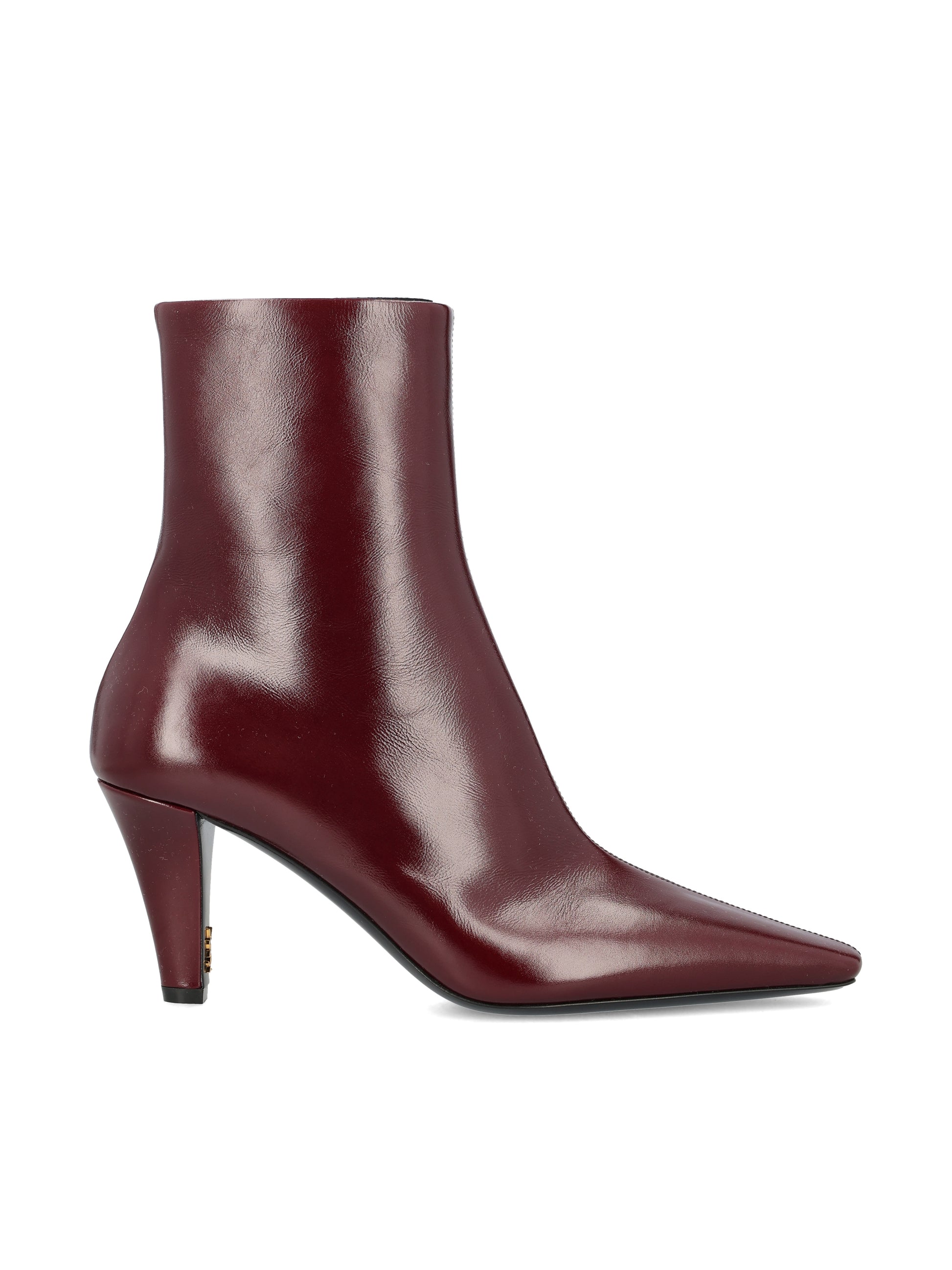 Stivaletti realizzati in pelle di vitello. 806671 AAEHW6629 SAINT LAURENT 