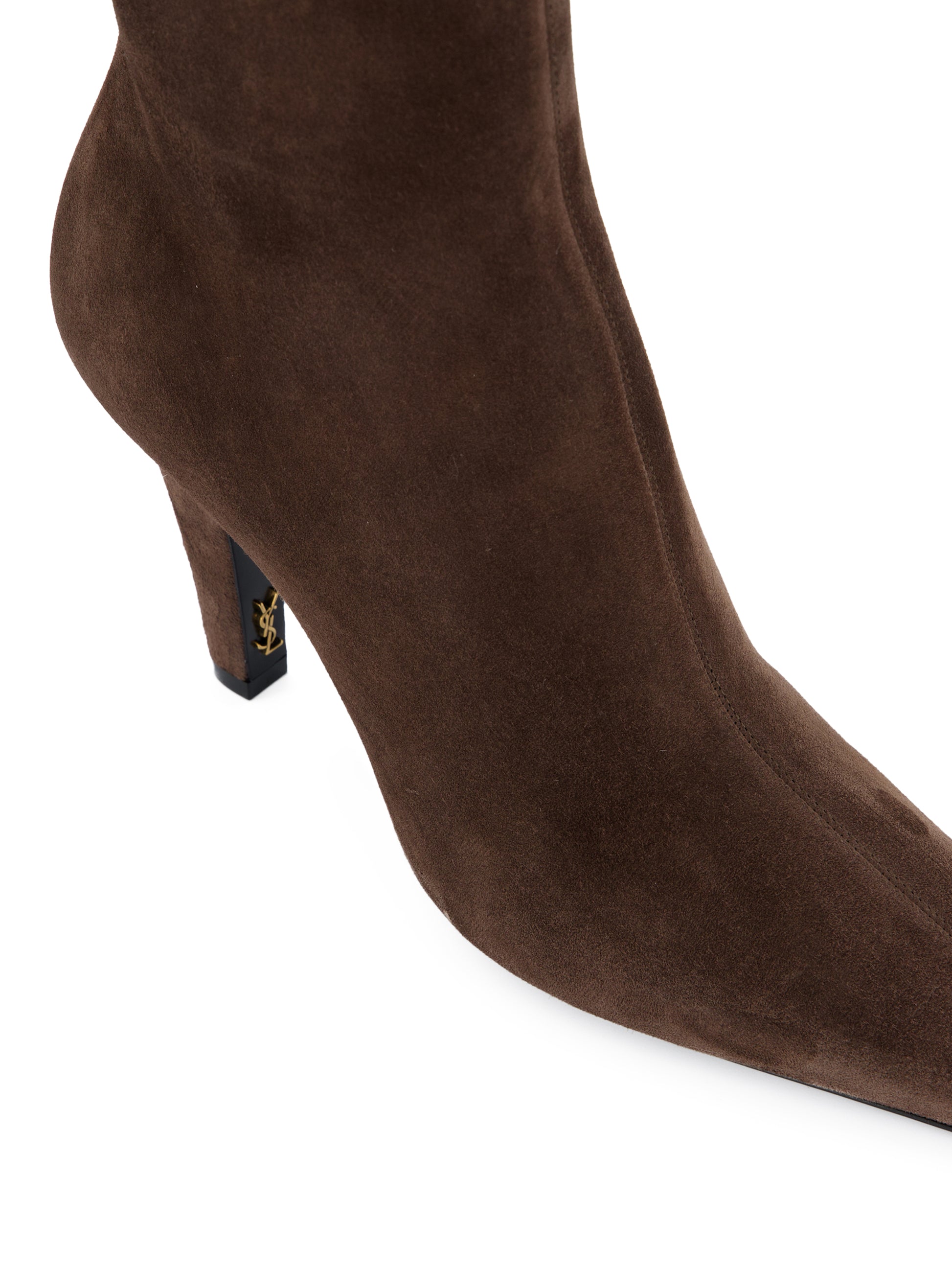 Stivaletti realizzati in pelle di vitello. 806674 27DAB2549 SAINT LAURENT 