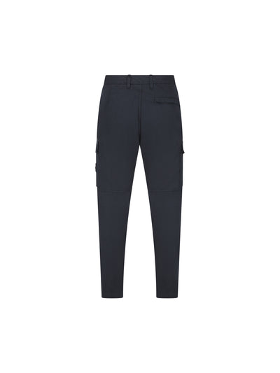Pantalone realizzato in cotone. 3100032 S0A10V0020 STONE ISLAND 