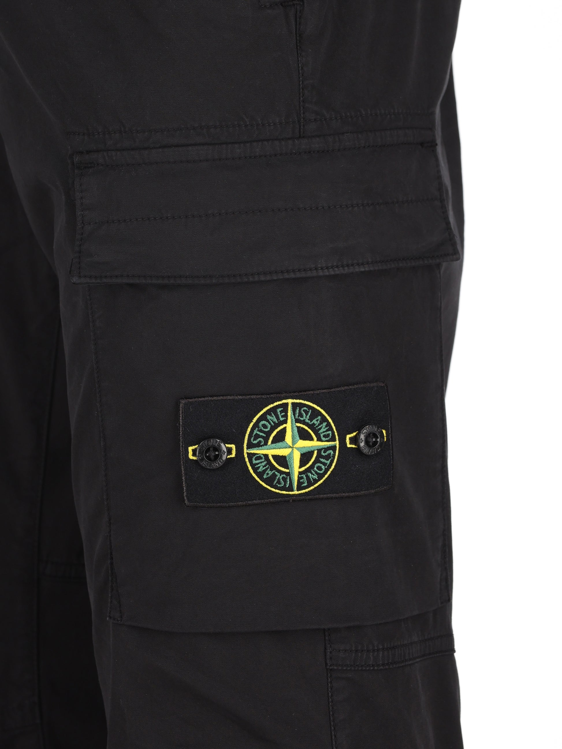 Pantalone realizzato in cotone. 3100032 S0A10V0029 STONE ISLAND 