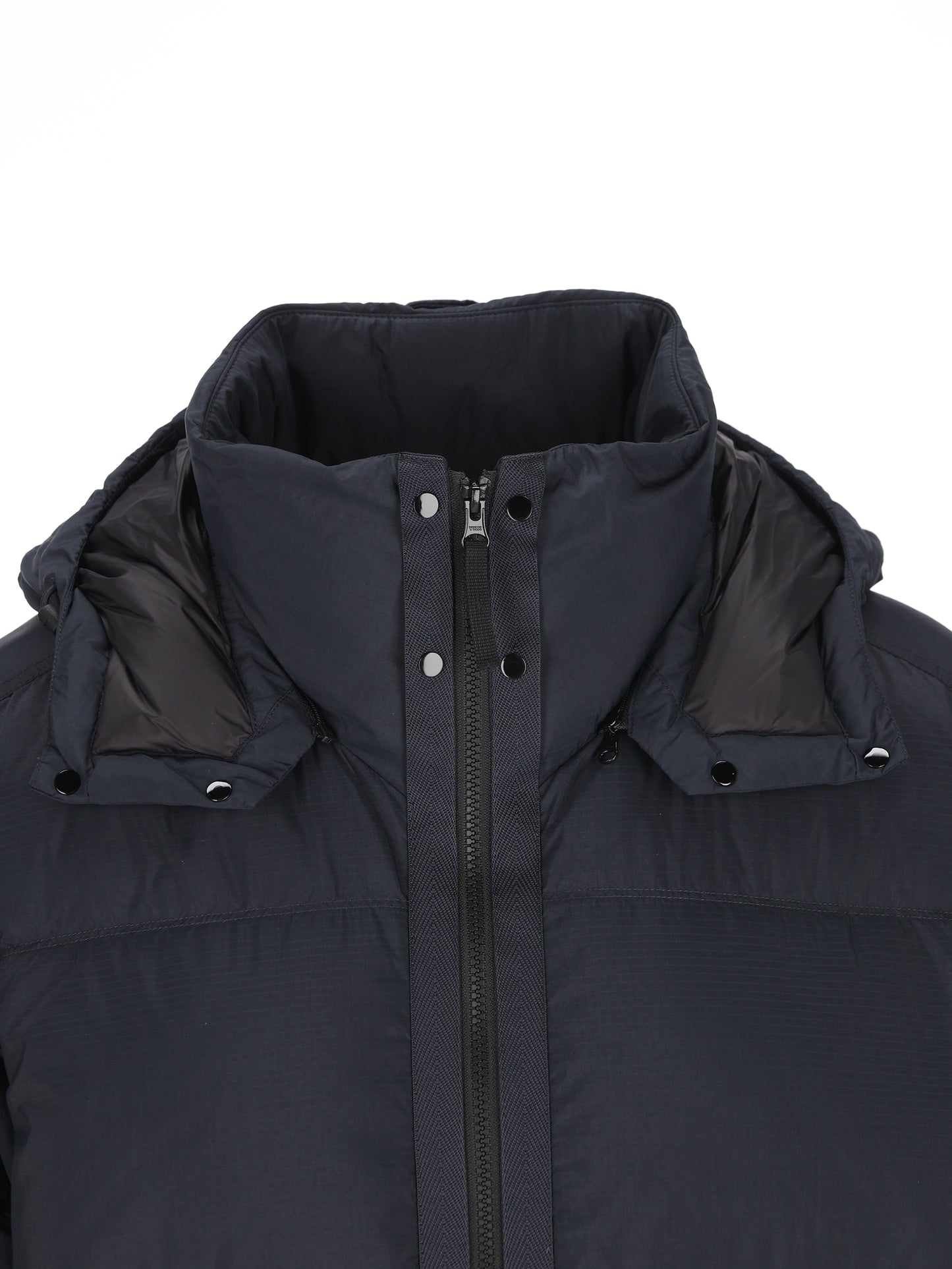 Piumino realizzato in poliammide. 4100013 S0483V0020 STONE ISLAND 