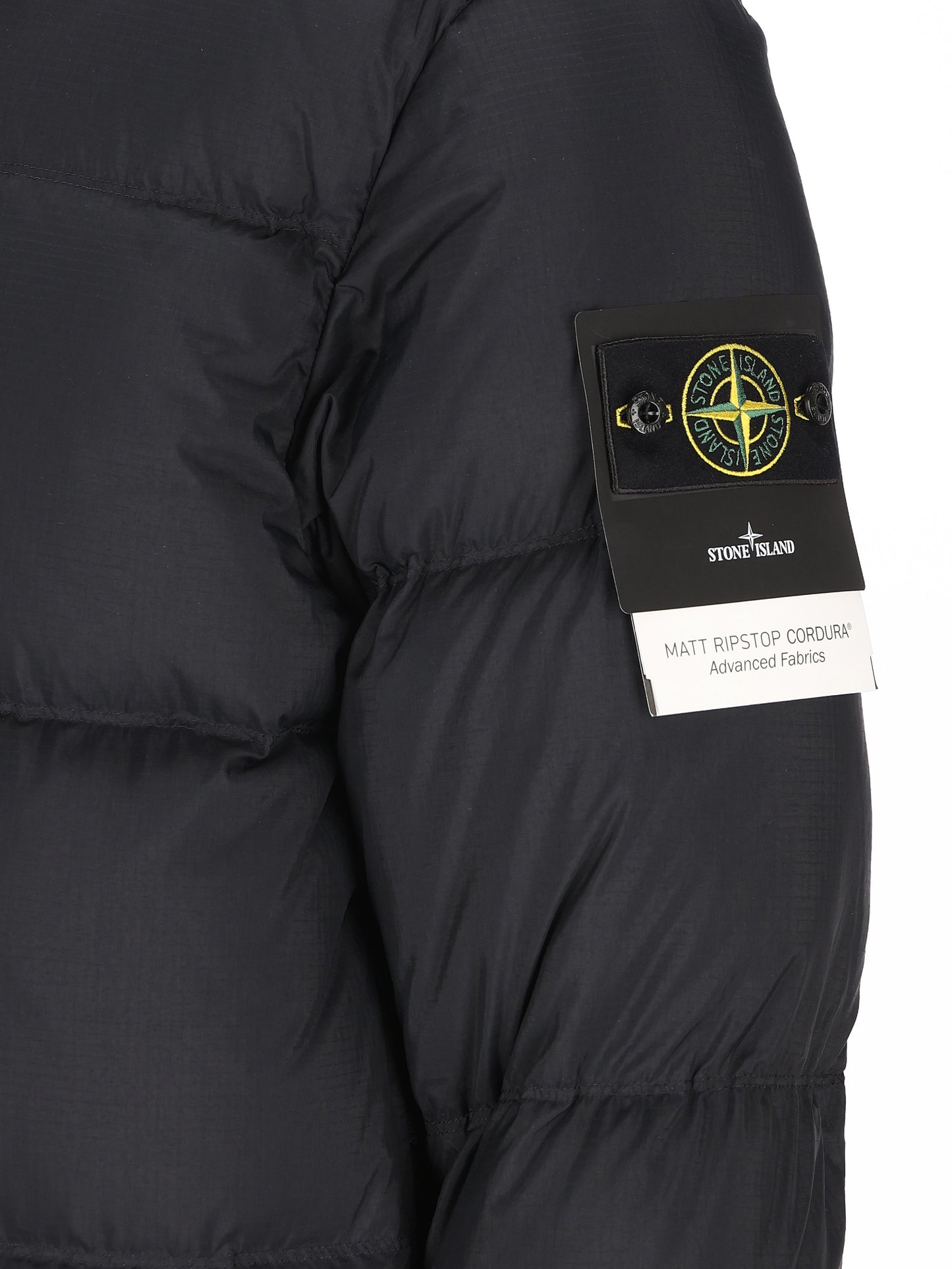 Piumino realizzato in poliammide. 4100013 S0483V0029 STONE ISLAND 