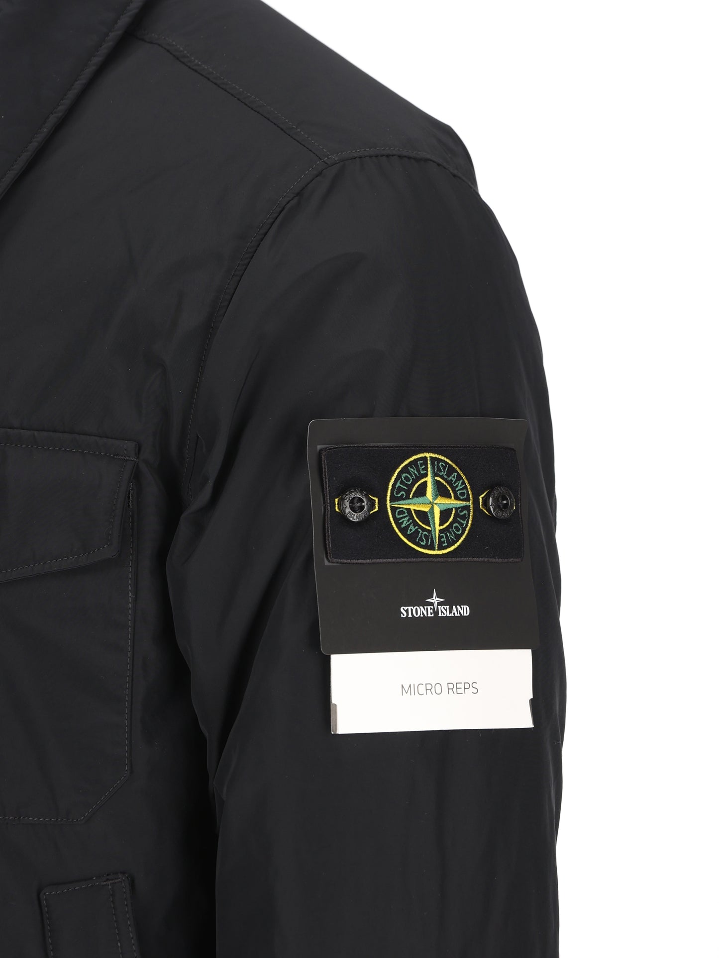 Giacca realizzata in poliestere e poliammide. 4100022 S0A26V0029 STONE ISLAND 