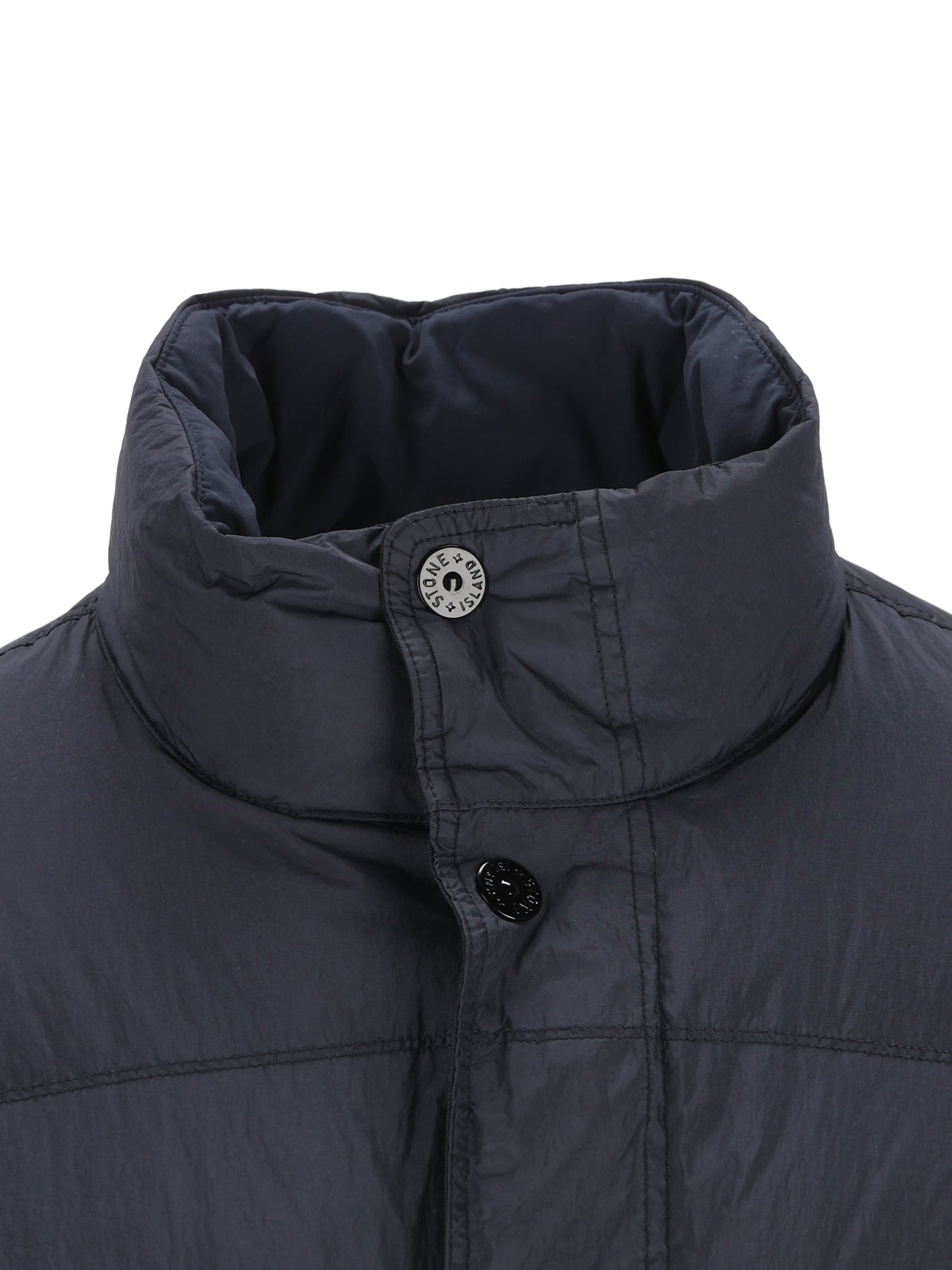 Piumino realizzato in poliammide. 4100109 S0A23V0020 STONE ISLAND 